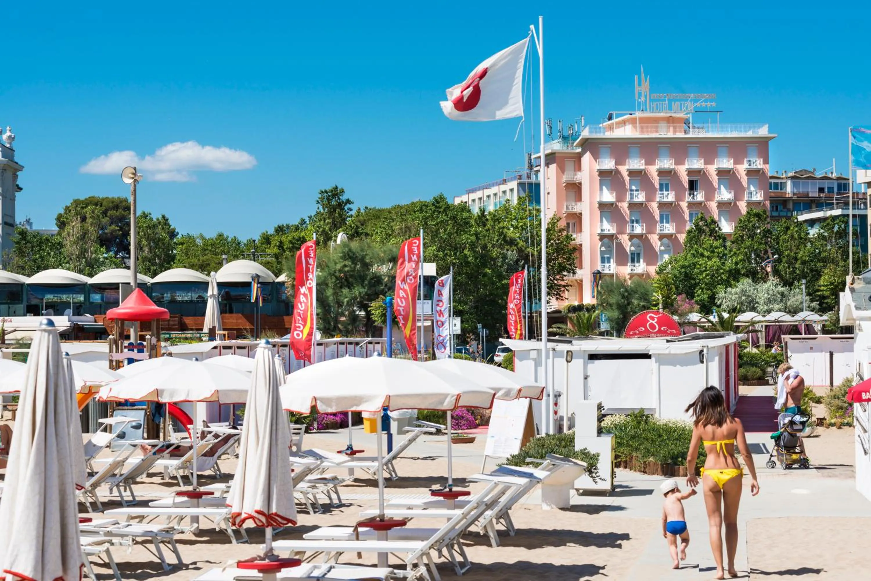 Summer in Hotel Milton Rimini