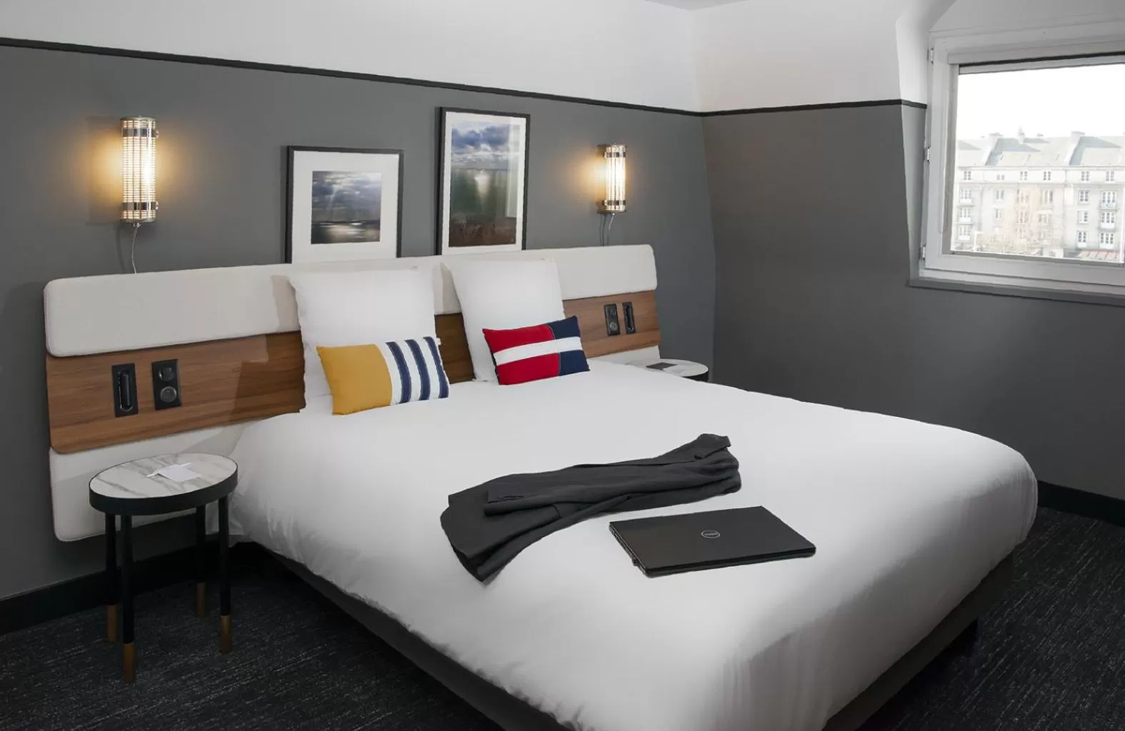 Bedroom, Bed in Mercure Caen Centre Port De Plaisance