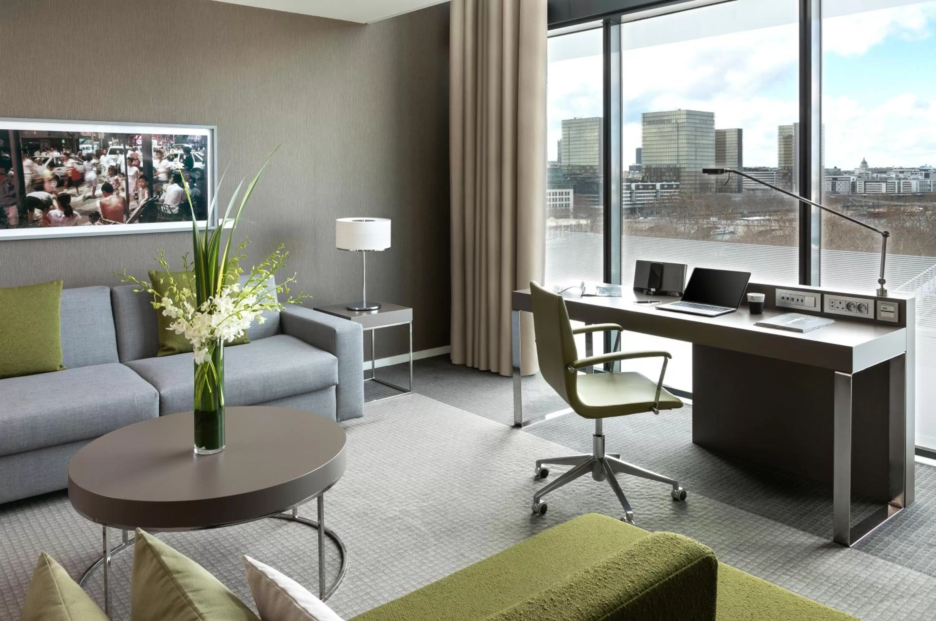 Photo of the whole room in Pullman Paris Centre - Bercy