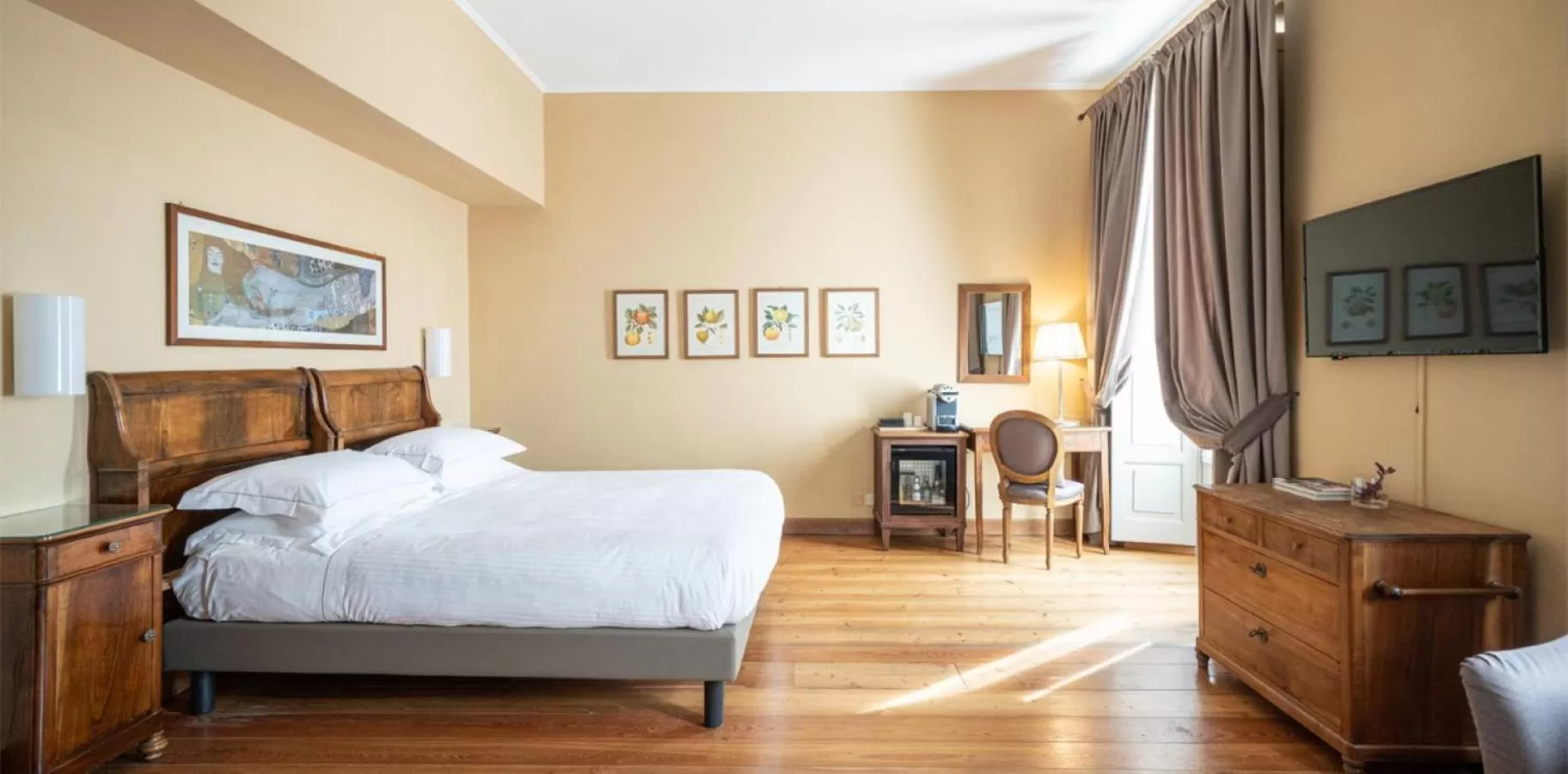 Bedroom, Bed in QC Grand Hotel Bagni Nuovi