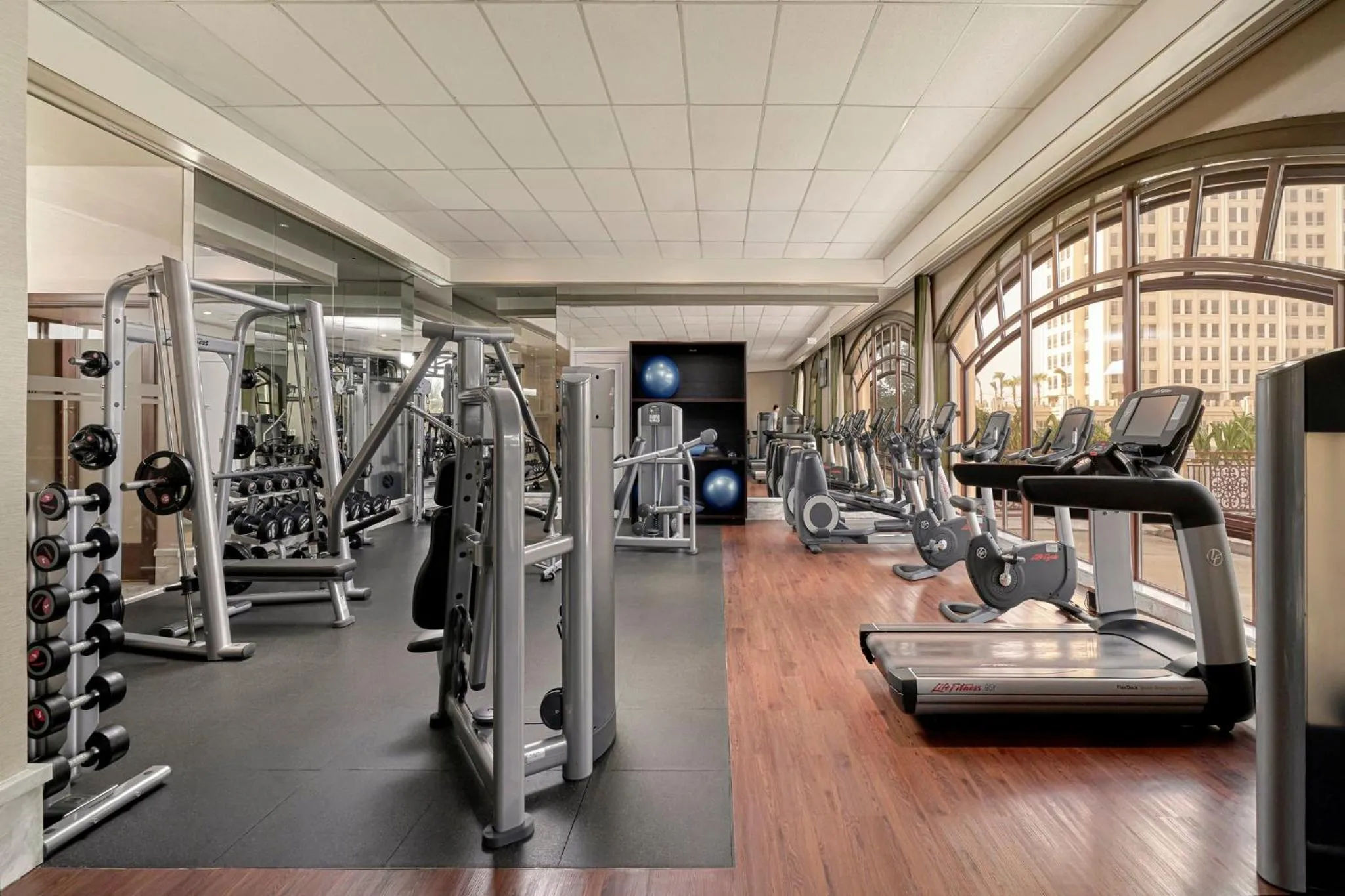 Fitness centre/facilities in InterContinental Grand Ho Tram