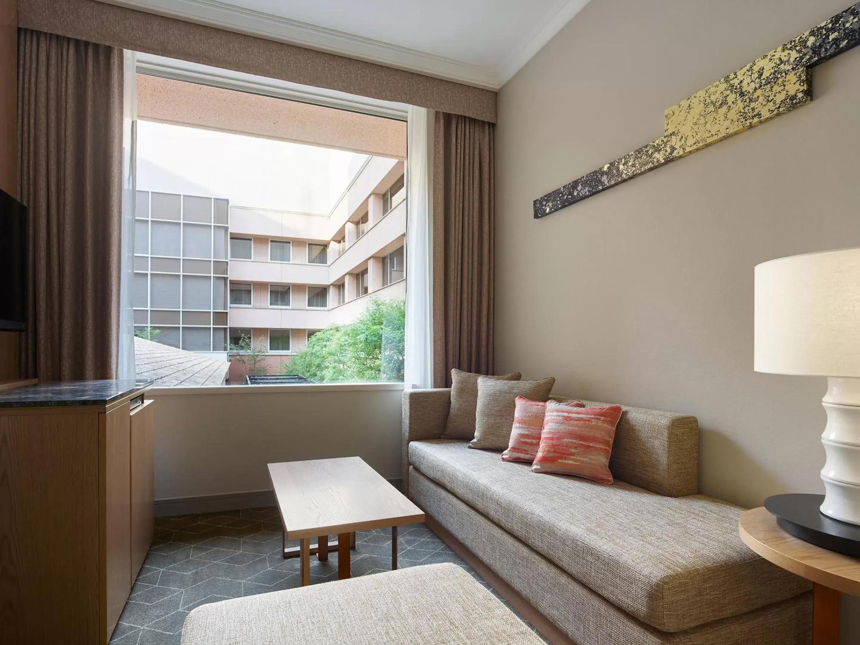 Deluxe Twin Room with Patio View - Non-Smoking in Hotel The Celestine Tokyo Shiba Deluxe Twin Room with Patio View - Non-Smoking in Hotel The Celestine Tokyo Shiba