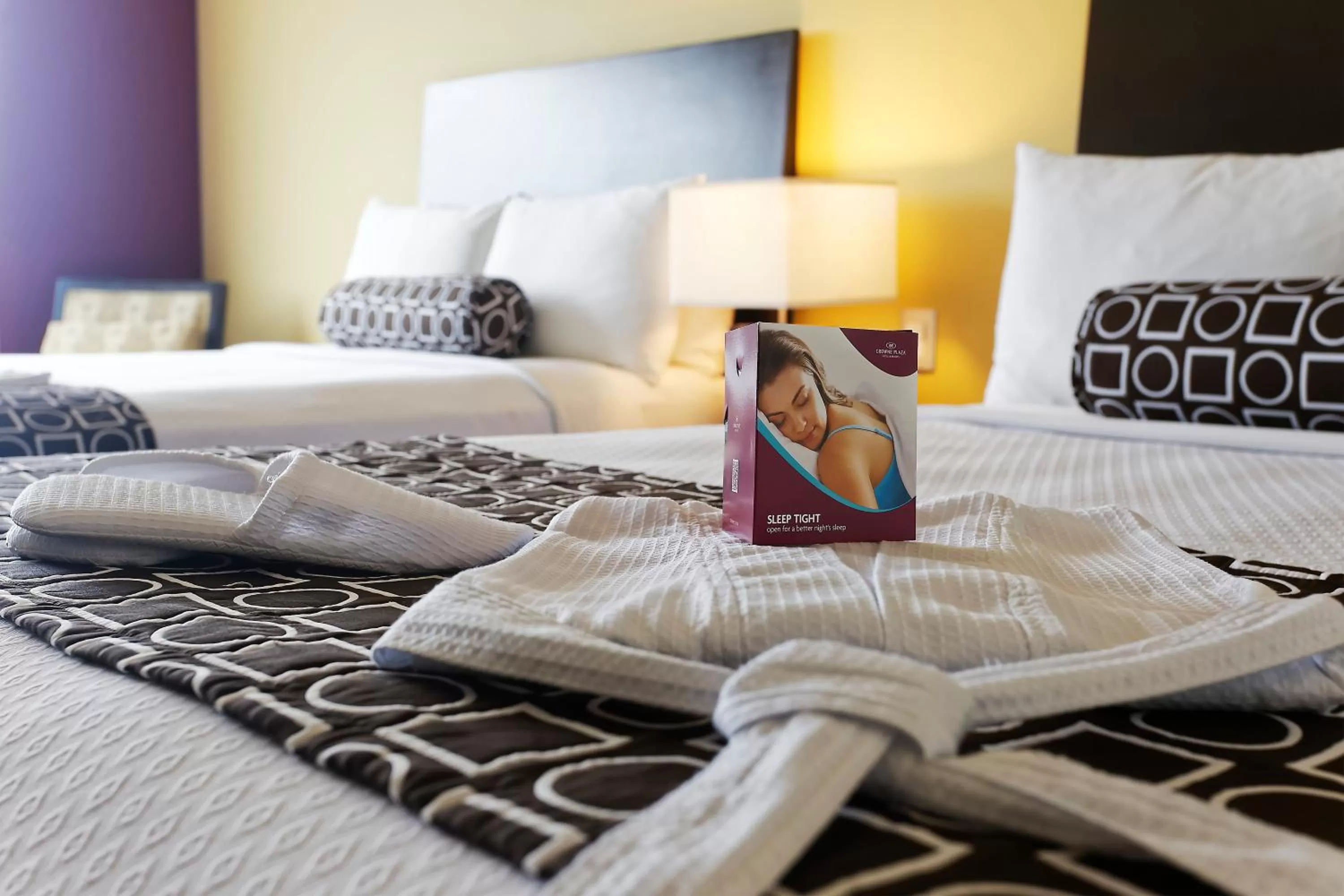 Bed in Crowne Plaza Villahermosa by IHG