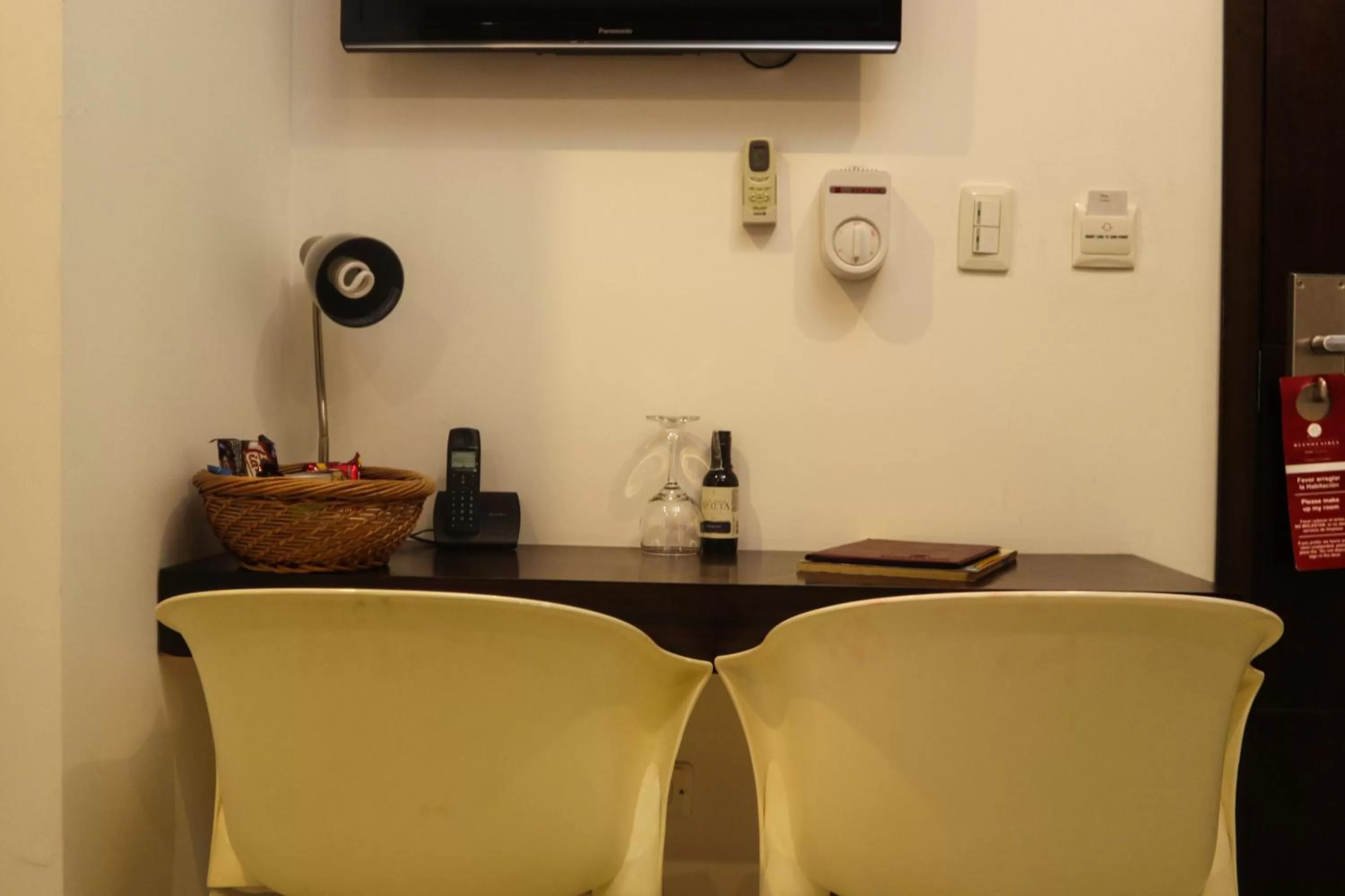 Seating area in Hotel Buenos Aires