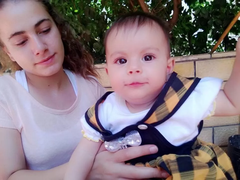 Day, Children in Sunrise Hotel