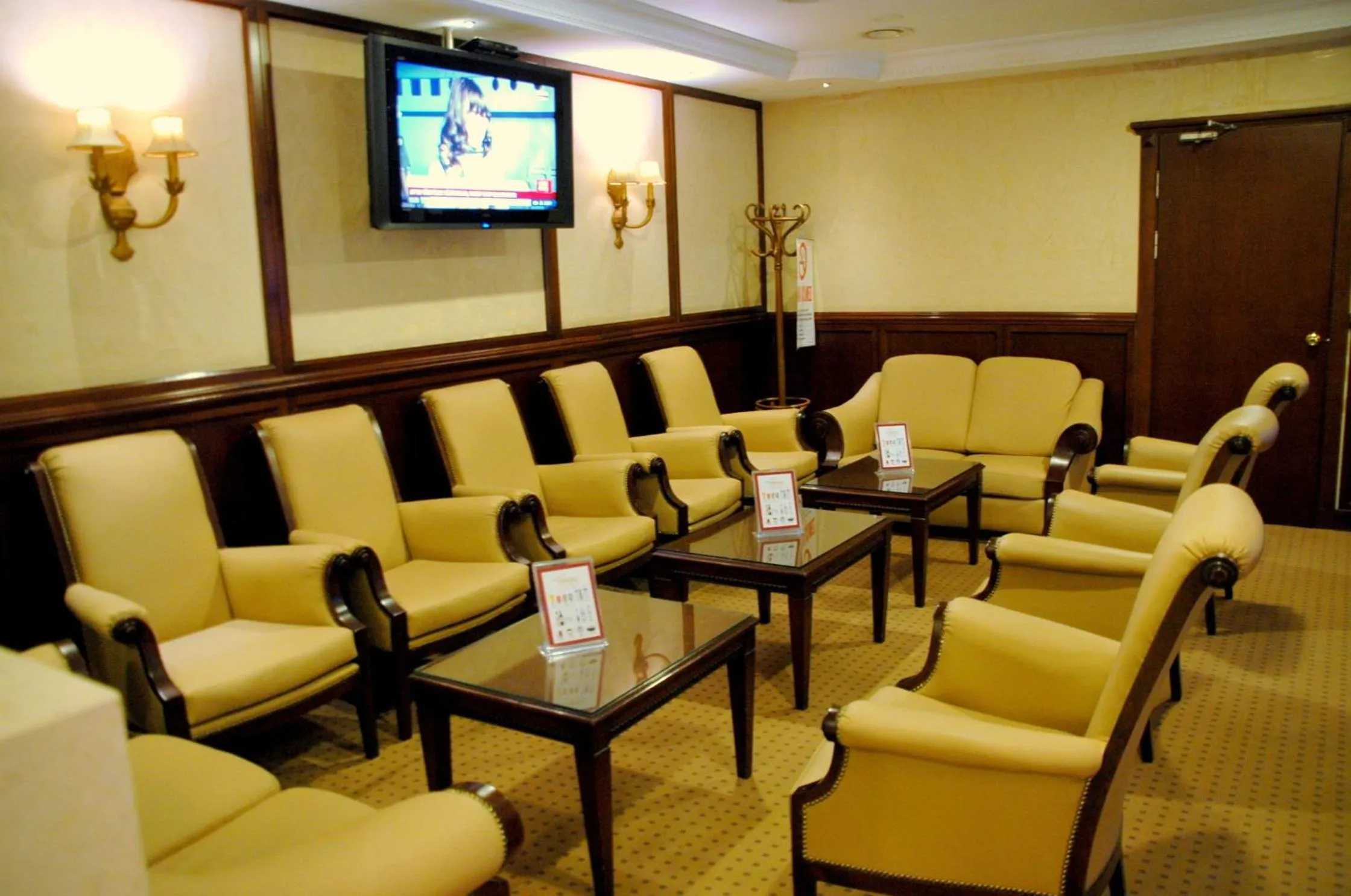 Lounge or bar in Topkapi Inter Istanbul Hotel