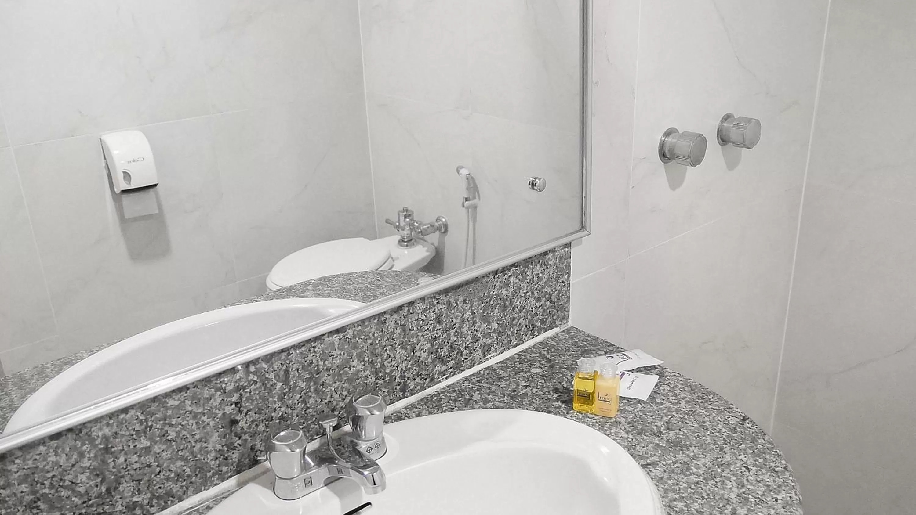 Trang Hotel Bangkok - SHA Plus