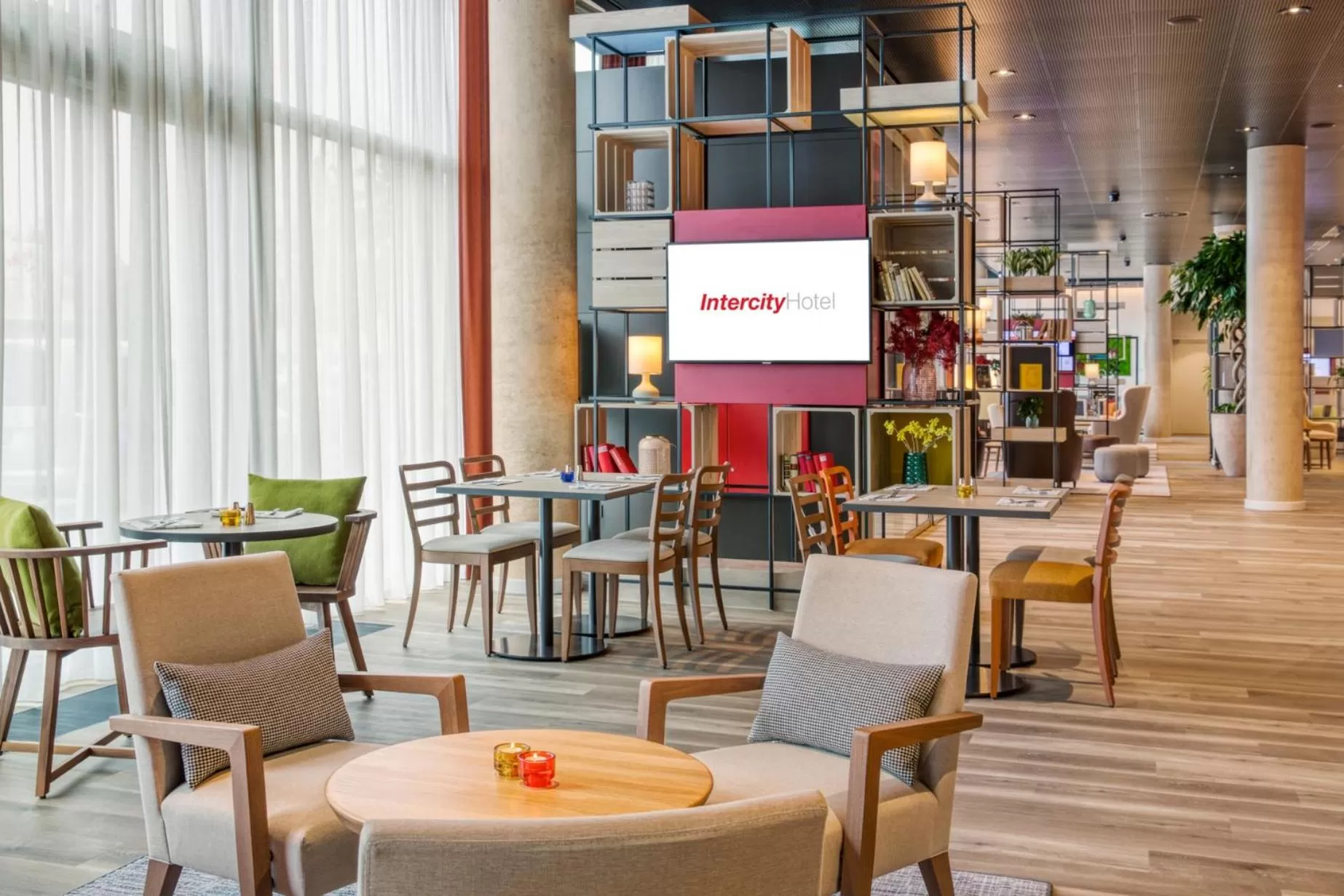 Restaurant/places to eat in IntercityHotel Zürich Airport