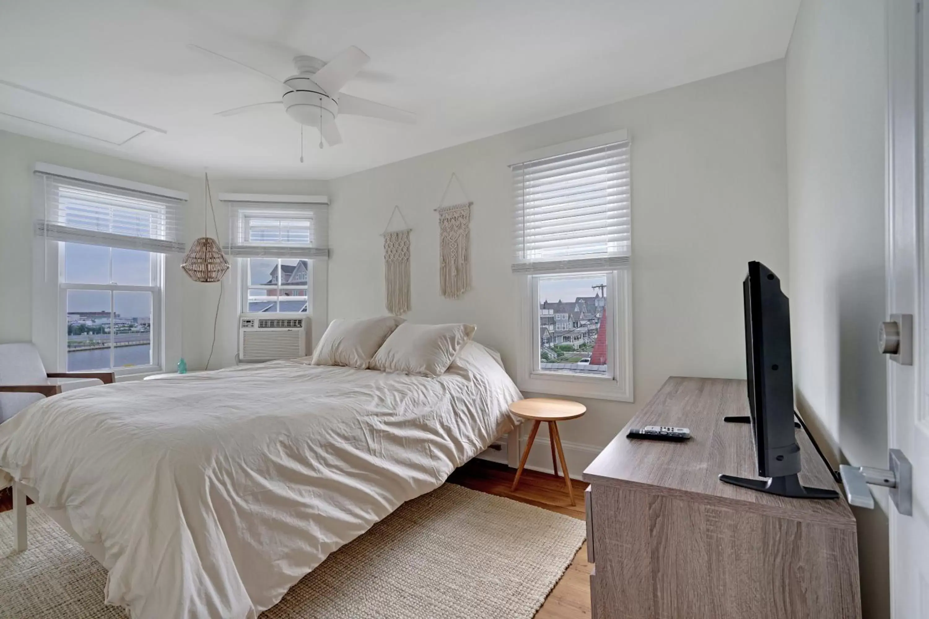 Double Room with Private Bathroom in The Melrose Double Room with Private Bathroom in The Melrose