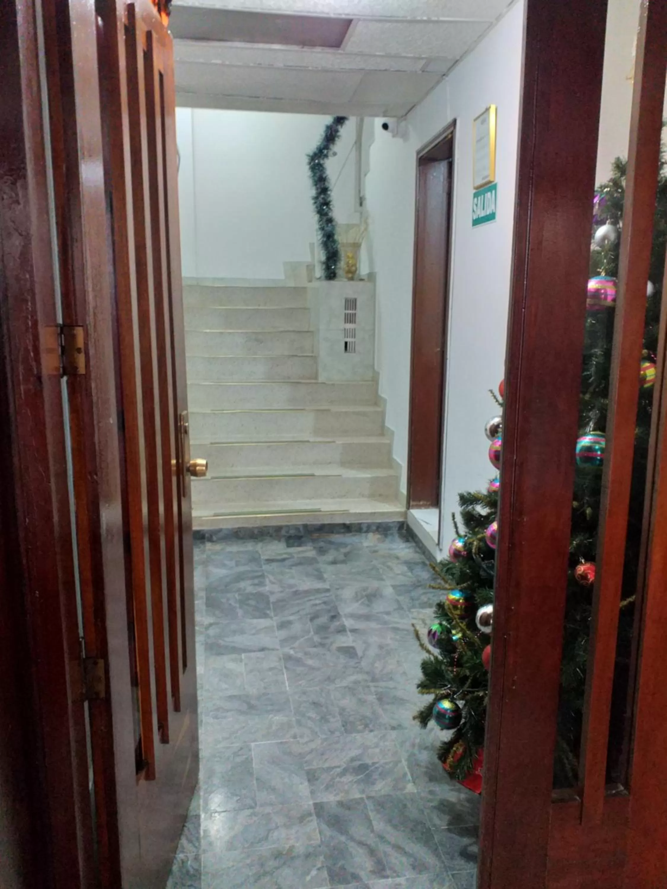 Facade/entrance in Hotel Plata