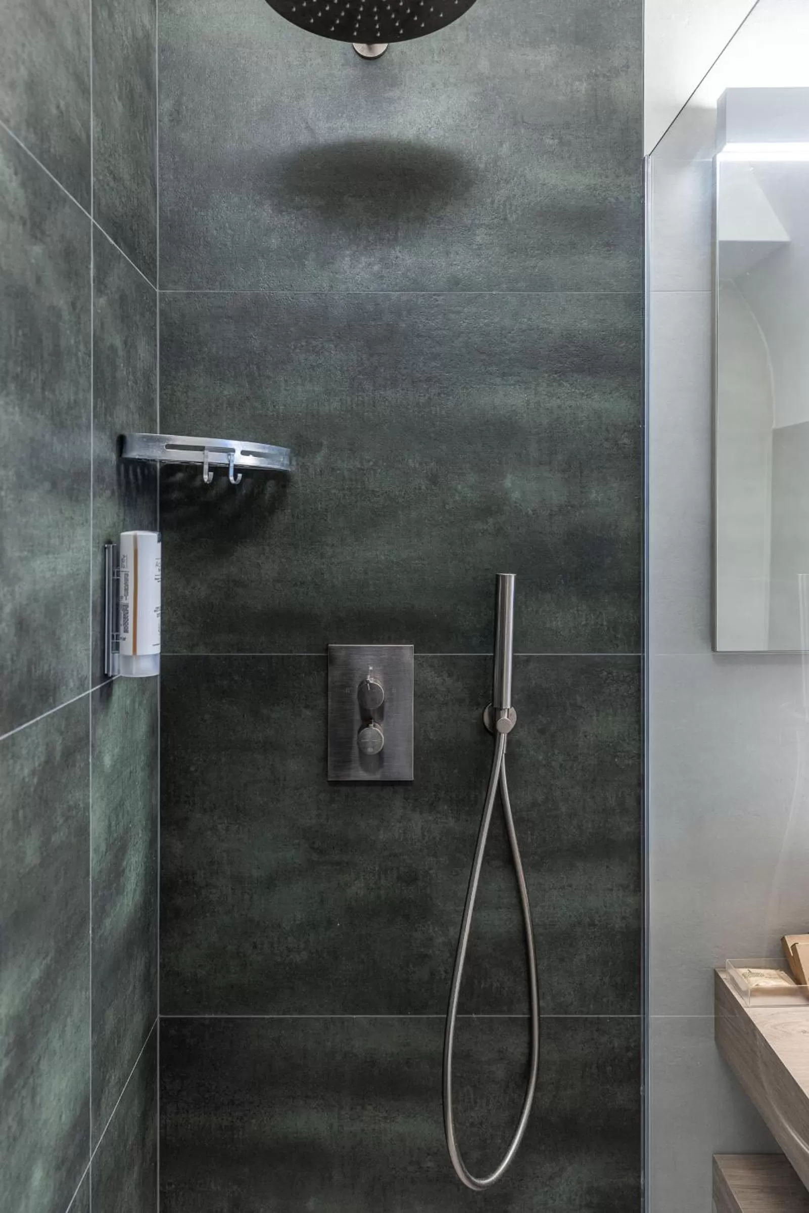 Shower, Bathroom in Dimora dei Celestini