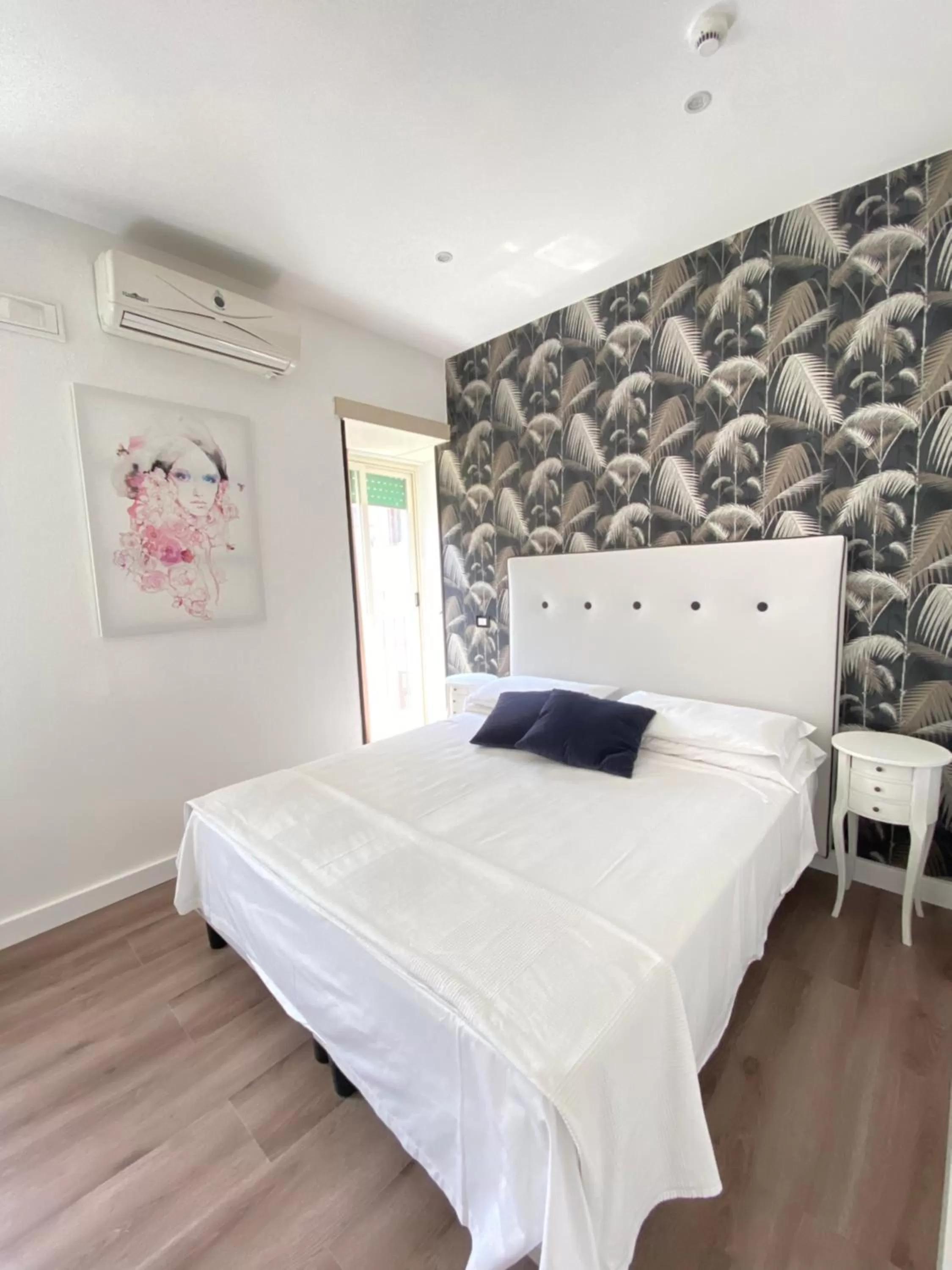 Bed in Hotel Europeo Napoli