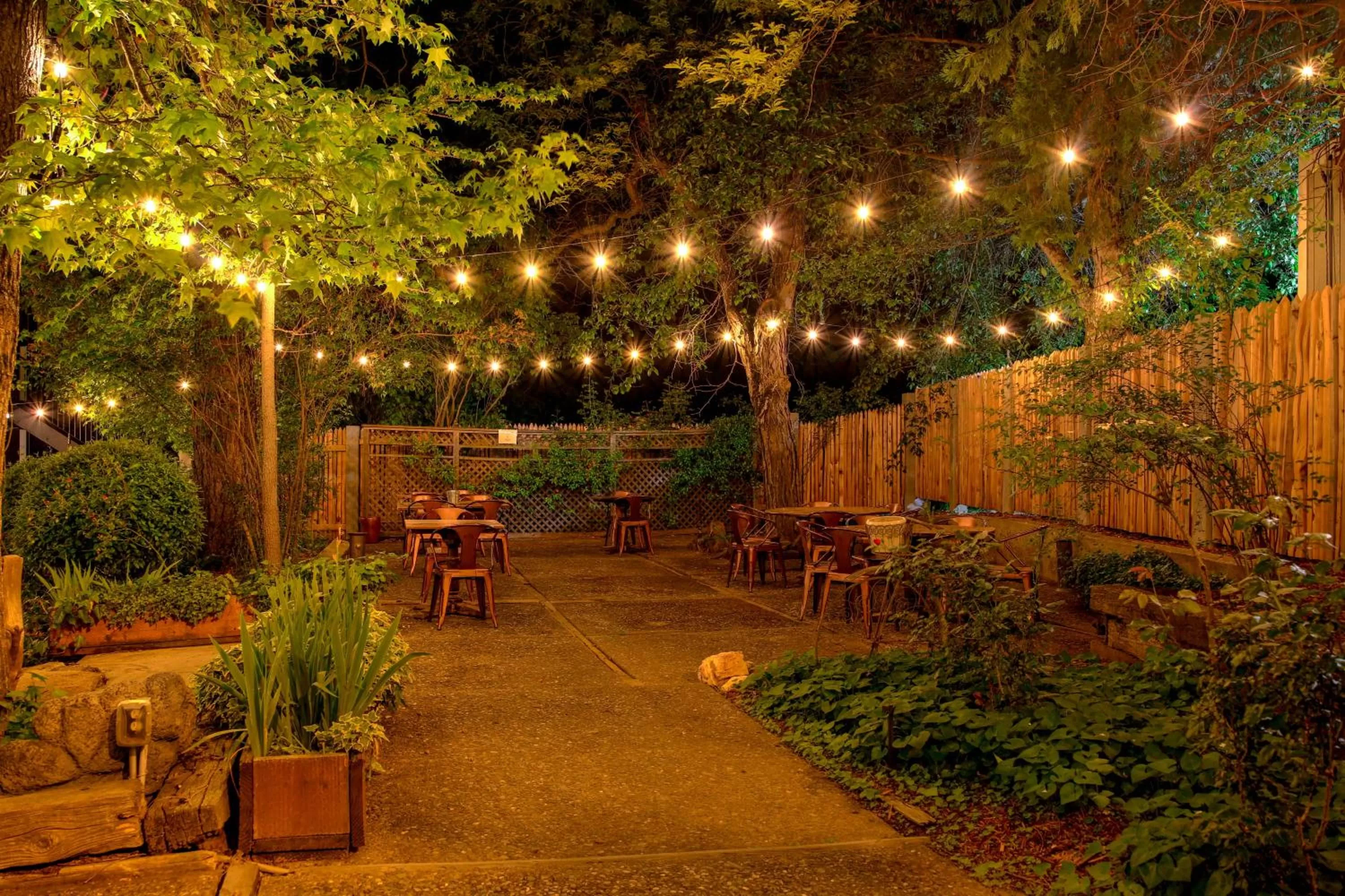 Patio in The Groveland Hotel