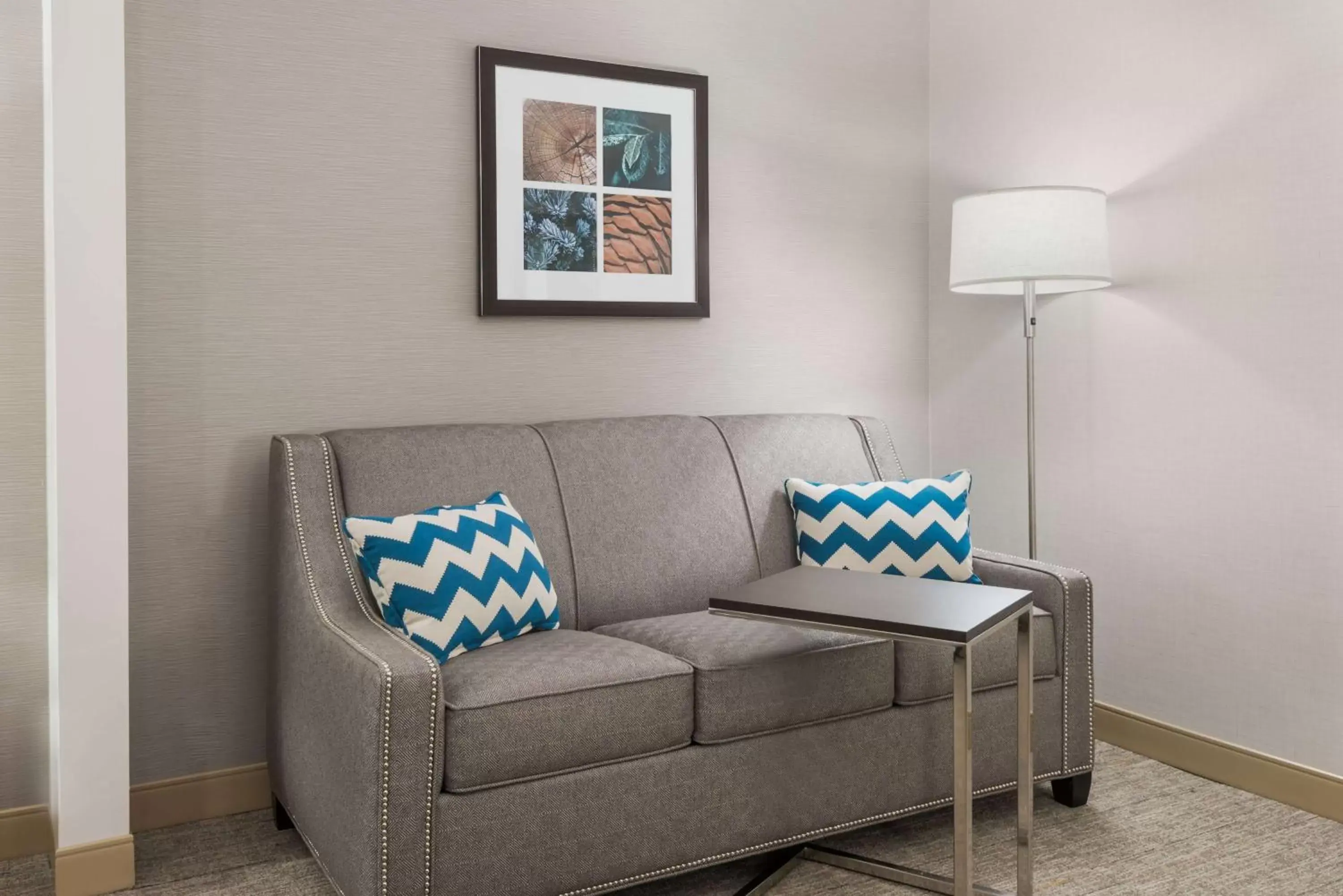 King Room - Hearing Access/Non-Smoking in Hampton Inn Boston Bedford Burlington King Room - Hearing Access/Non-Smoking in Hampton Inn Boston Bedford Burlington