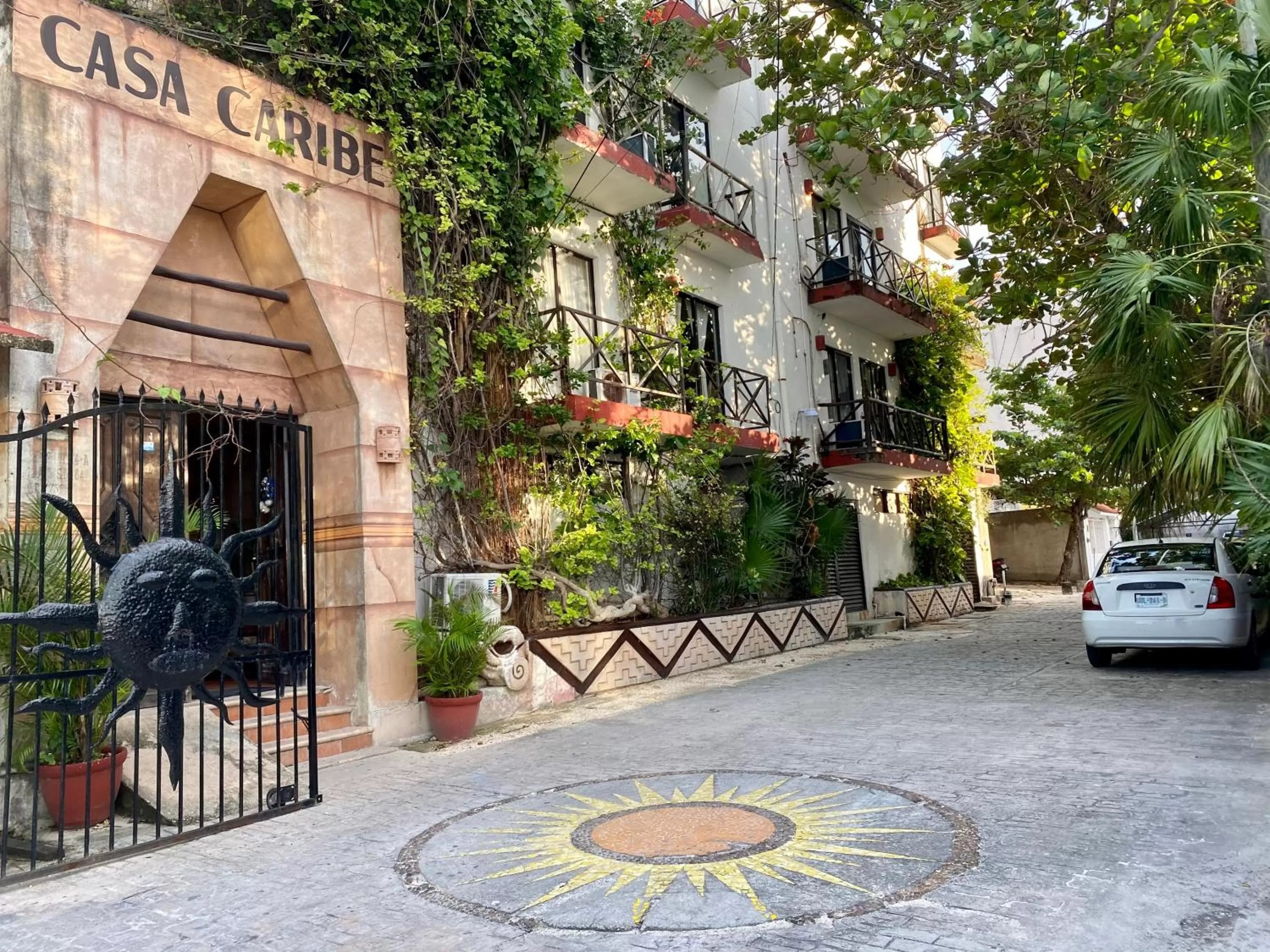 Property building in Casa CARIBE Cancun