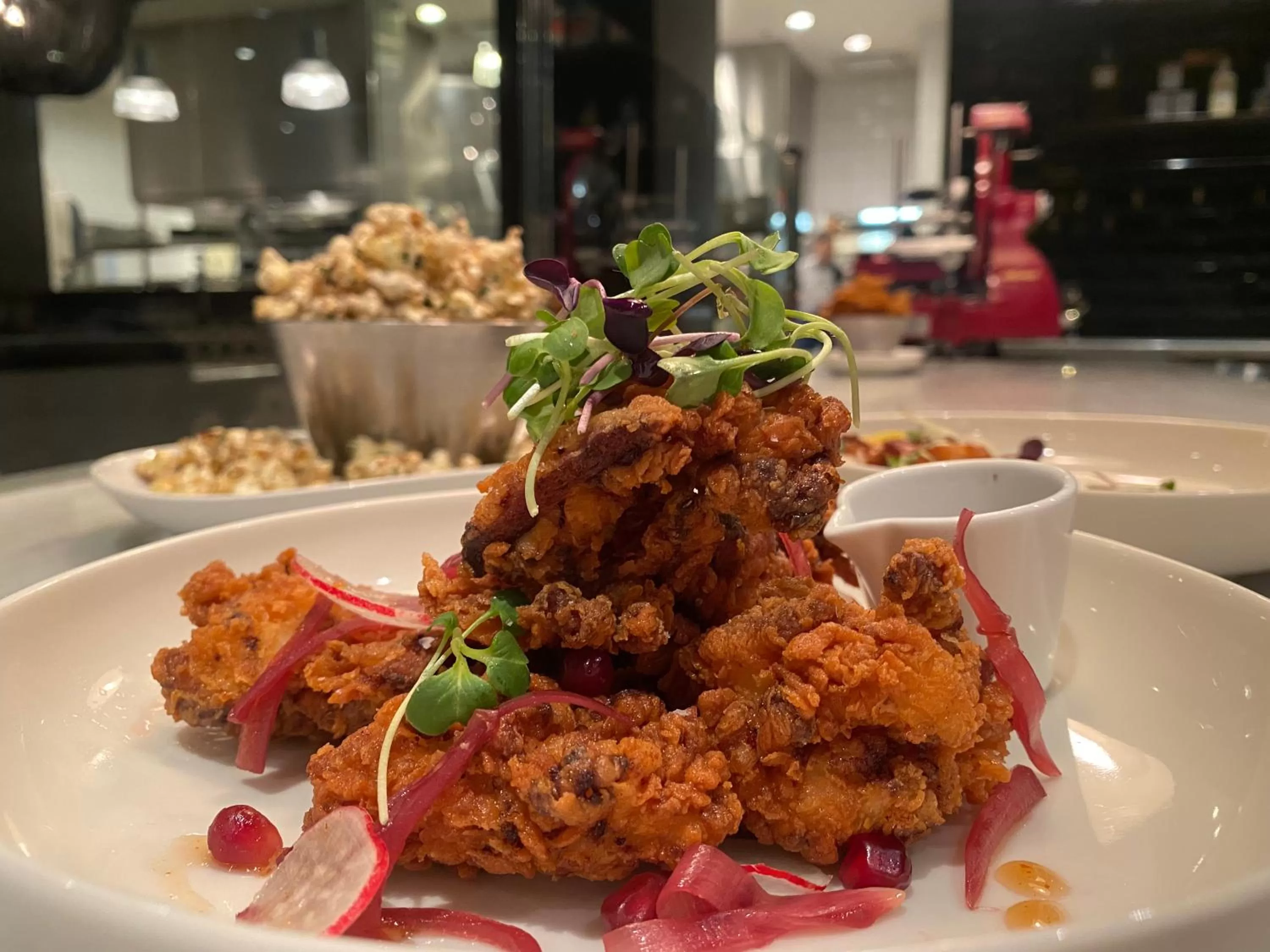 Restaurant/places to eat in Century Plaza Hotel