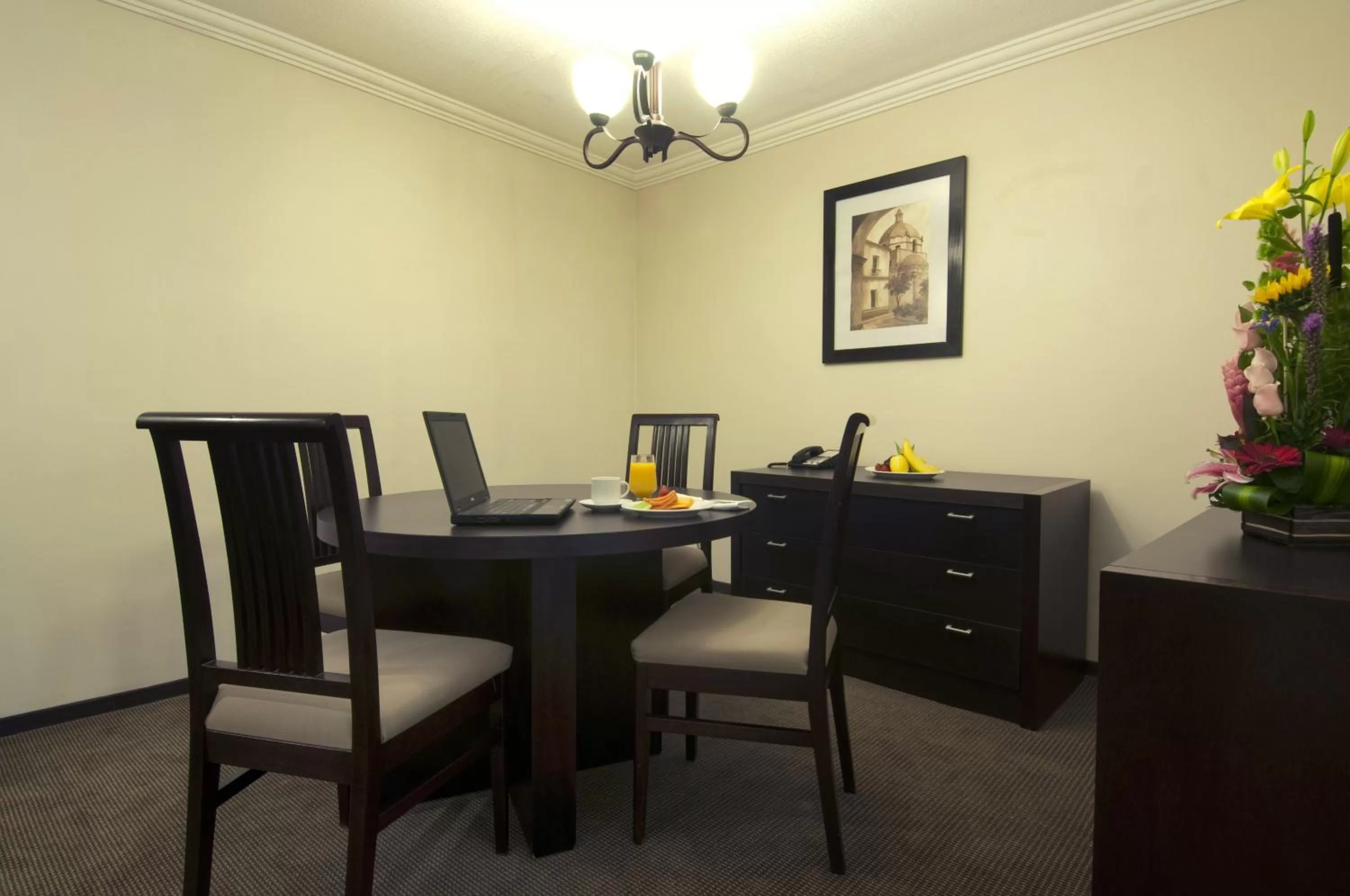 Junior Suite 1 King in Fiesta Inn Toluca Centro