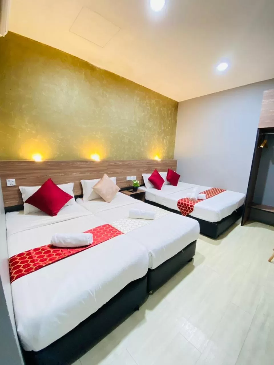 Bedroom, Bed in DJ Citi Point Hotel