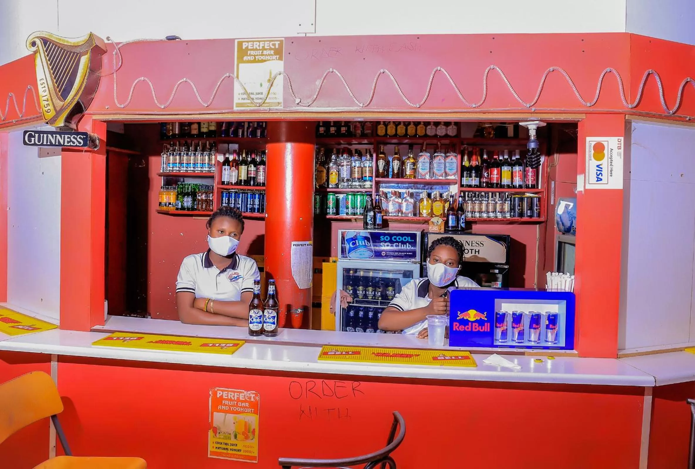 Nightclub / DJ, Lounge/Bar in Perfect Motel