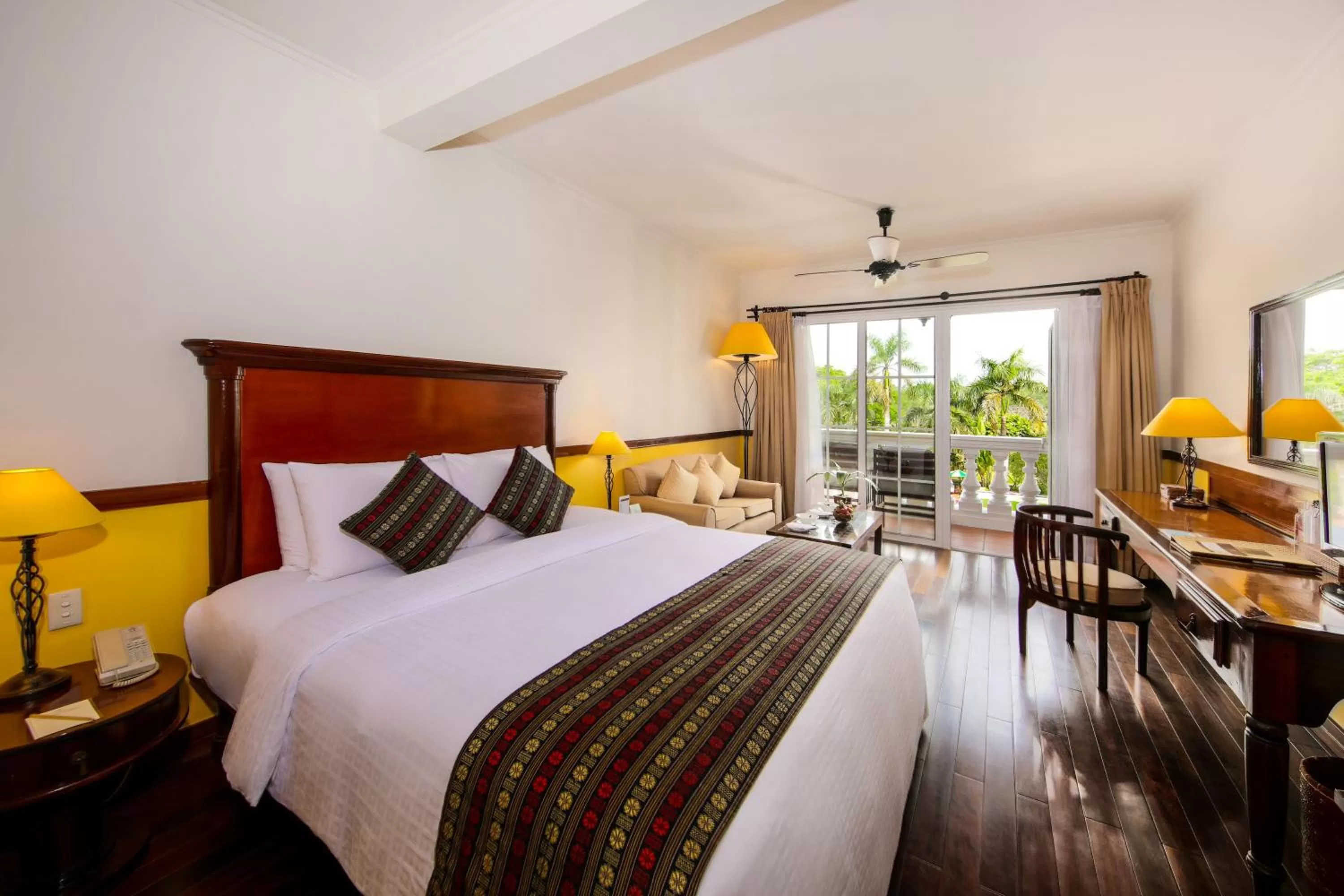 Deluxe King Room with Balcony and Pool View in Victoria Can Tho Resort