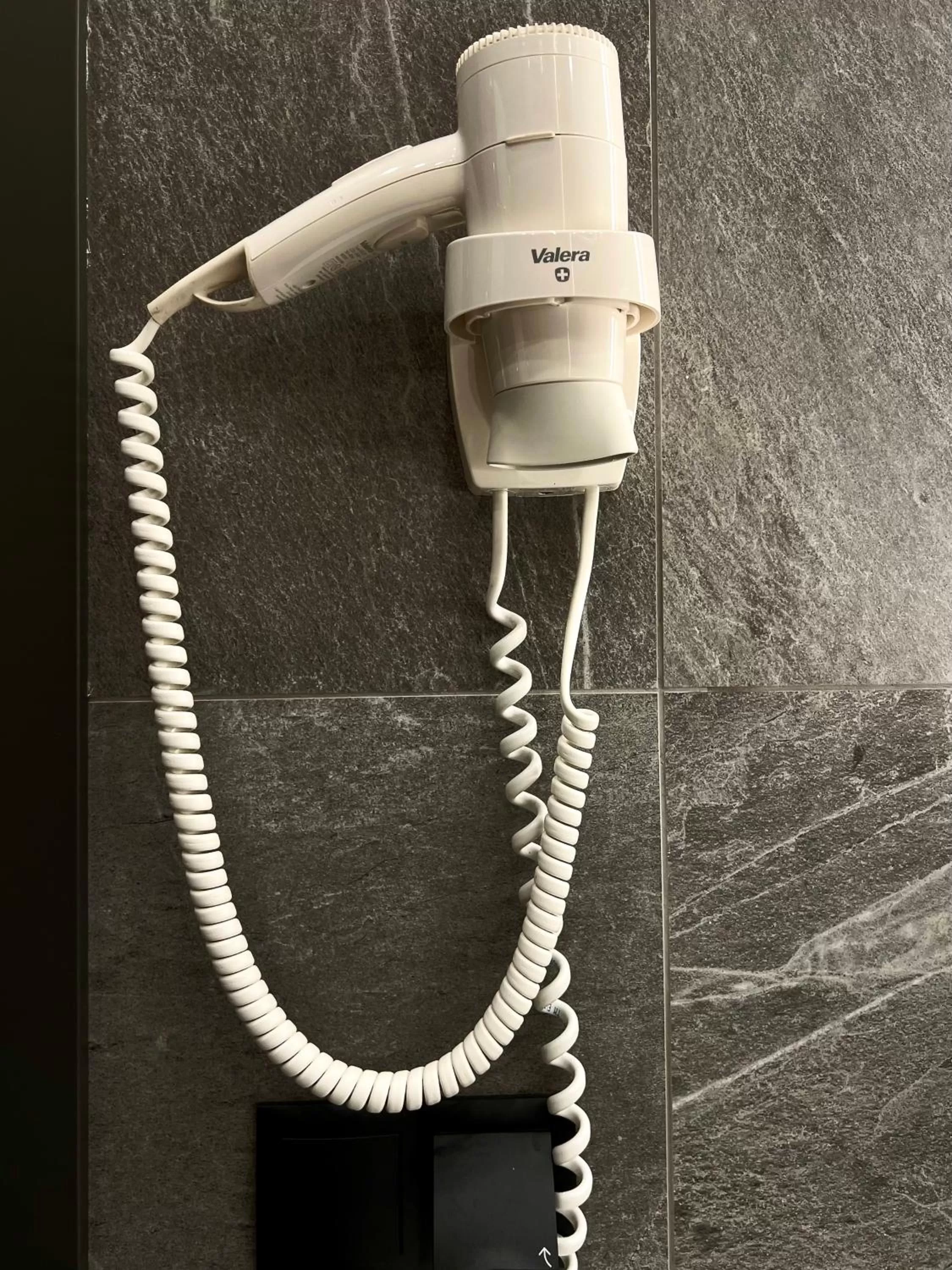 Bathroom in Hotel Fregat