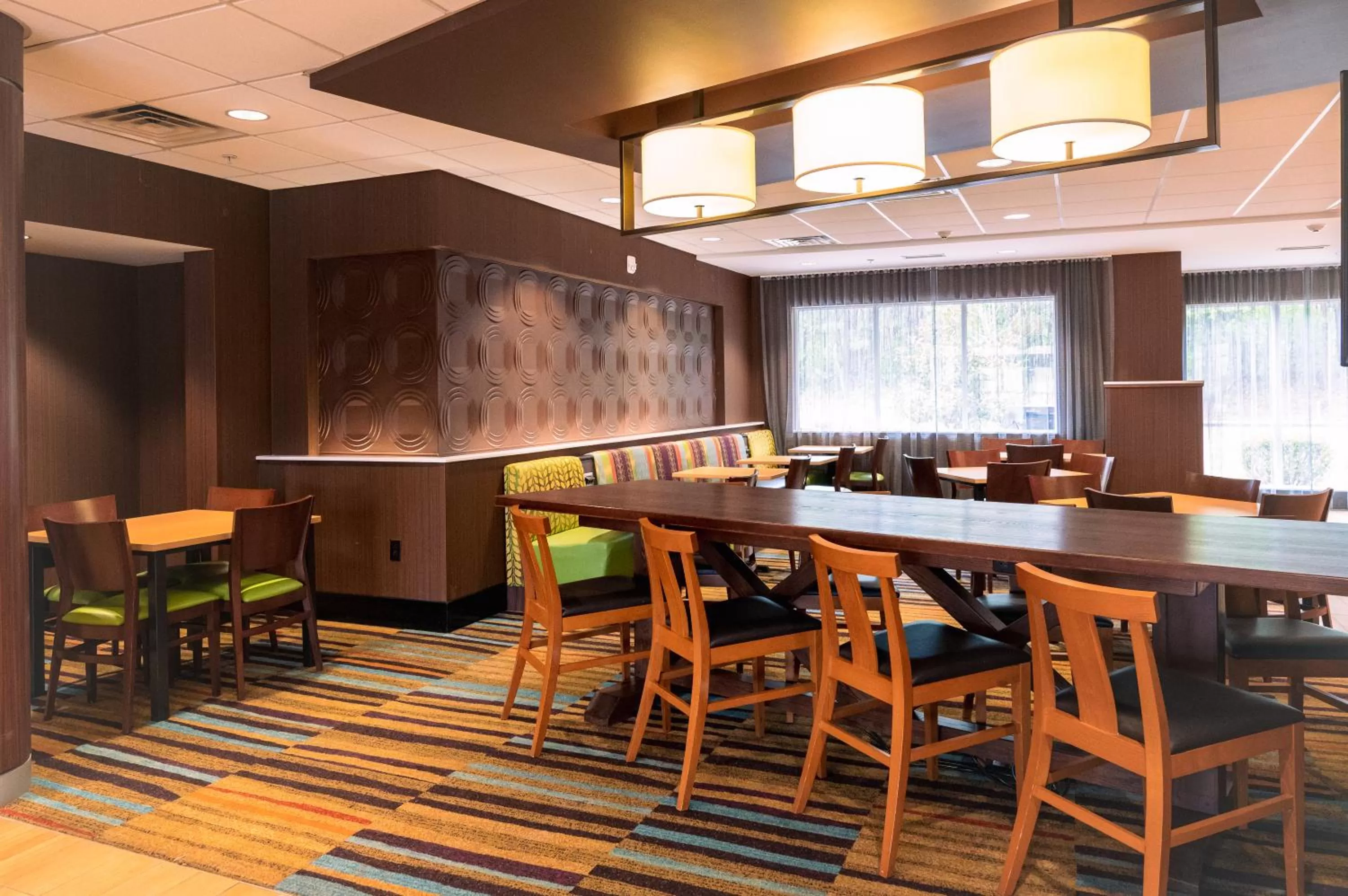 Restaurant/places to eat in Fairfield Inn & Suites by Marriott Atlanta Fairburn