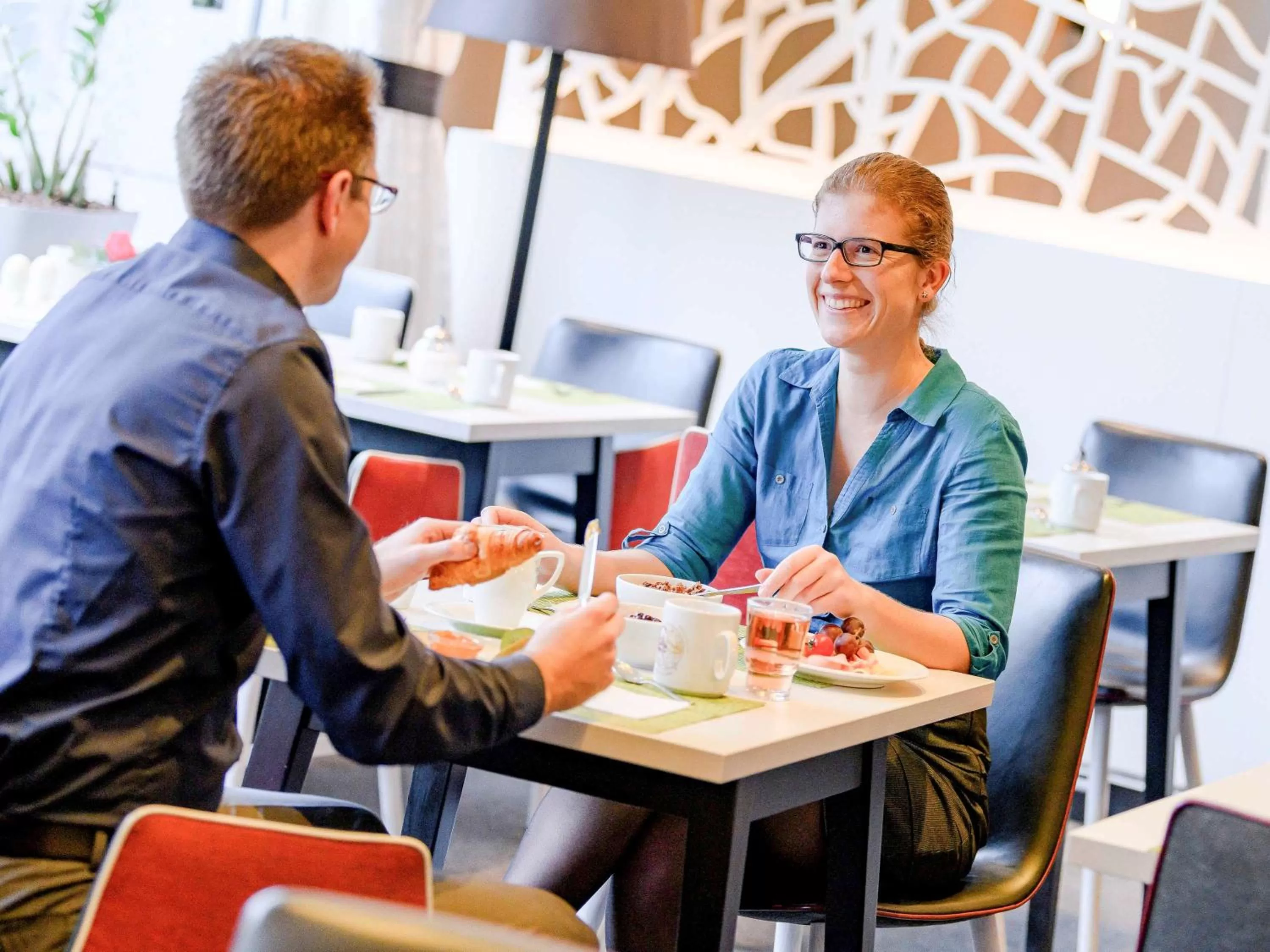 Restaurant/Places to Eat in Mercure Stuttgart City Center