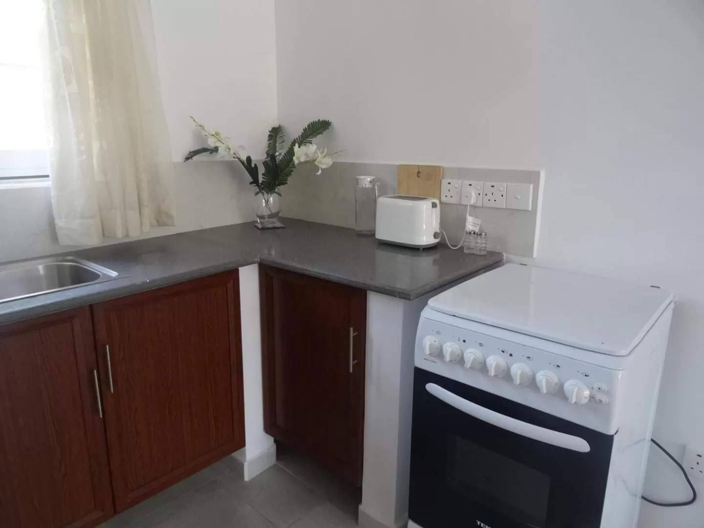 Kitchen or kitchenette, Kitchen/Kitchenette in Amssler Beach Stay