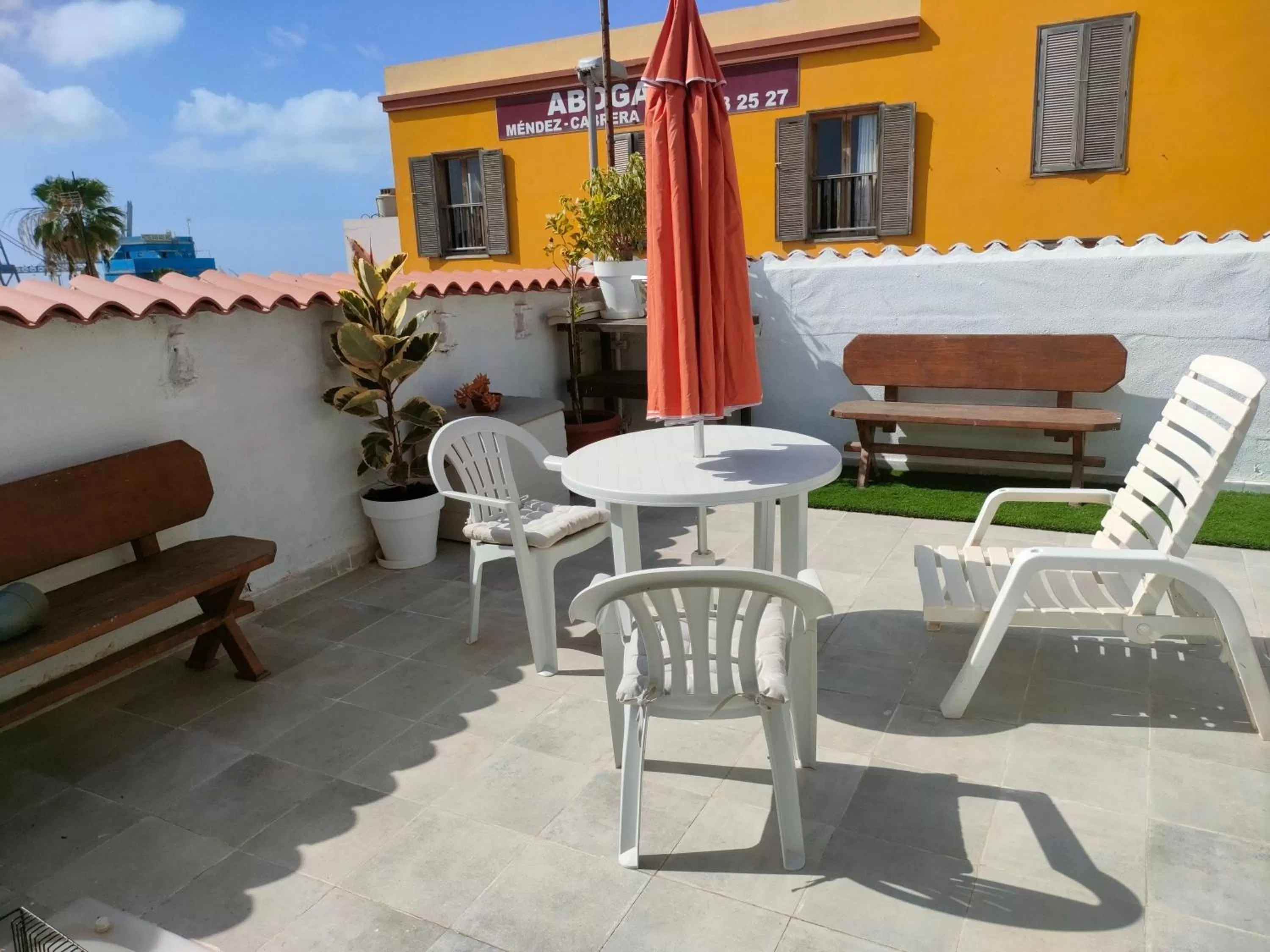 Alba 2 apartamento y Alba 3 habitación con baño