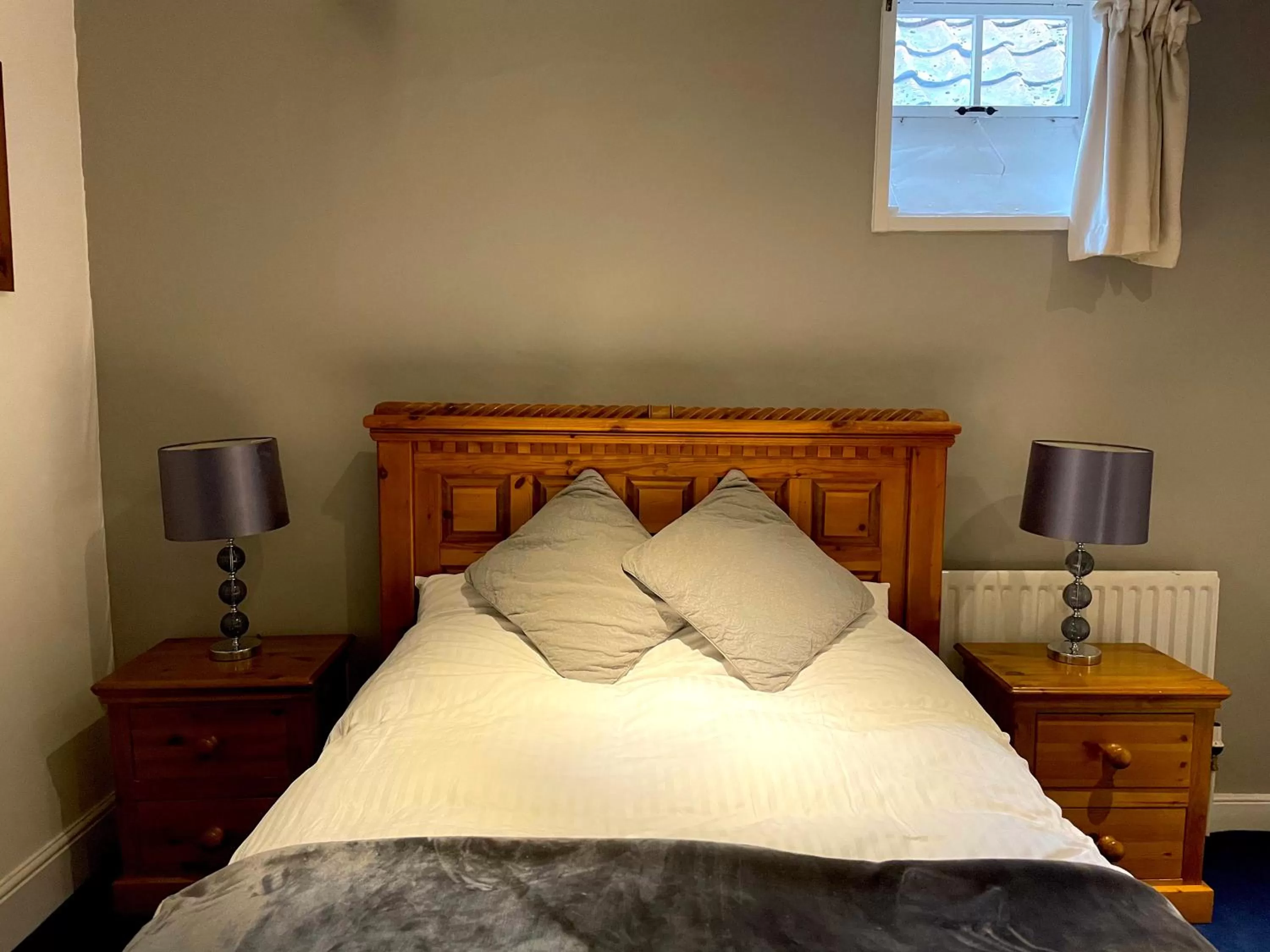 Bed in The Angel Inn