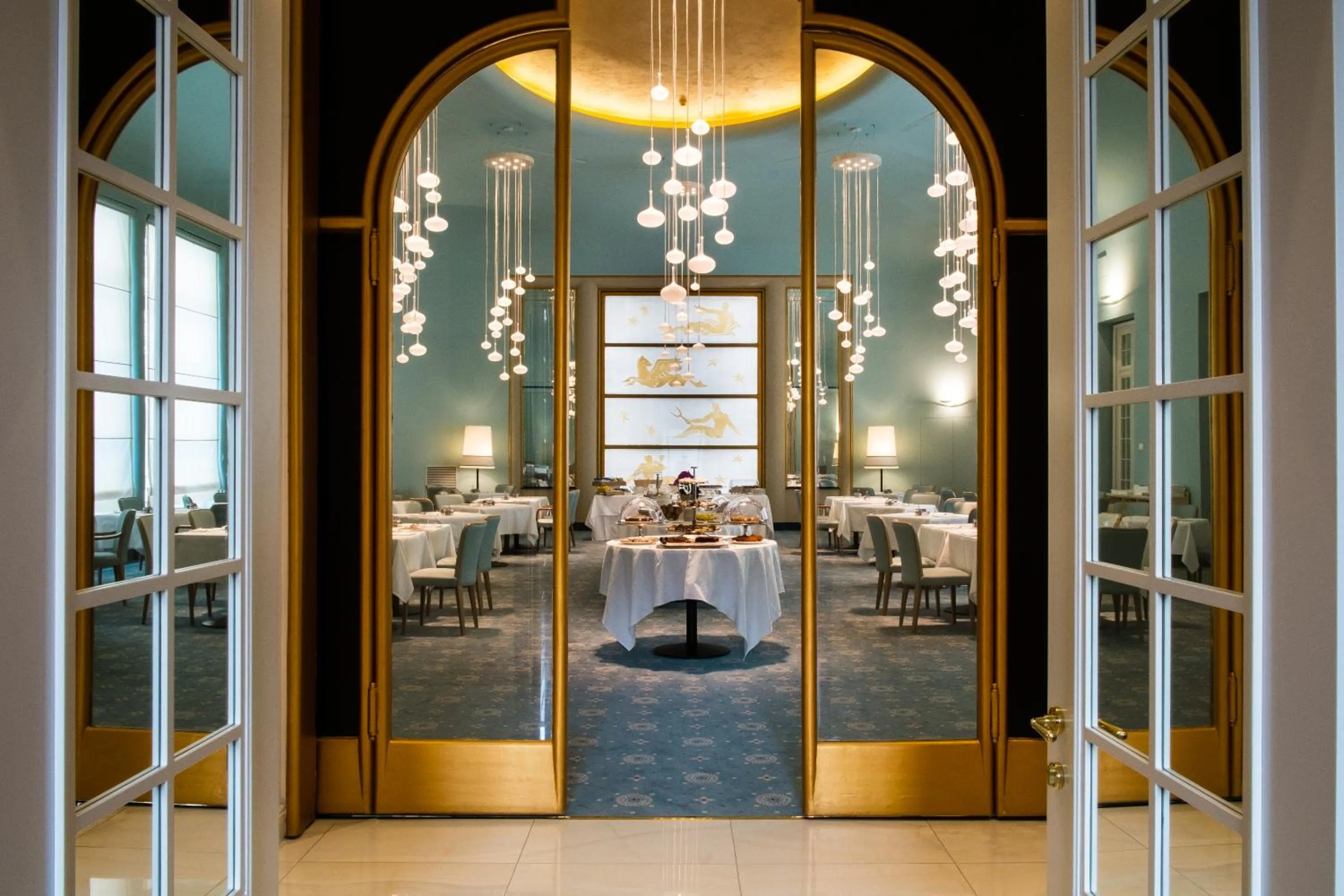 Continental breakfast in Turin Palace Hotel