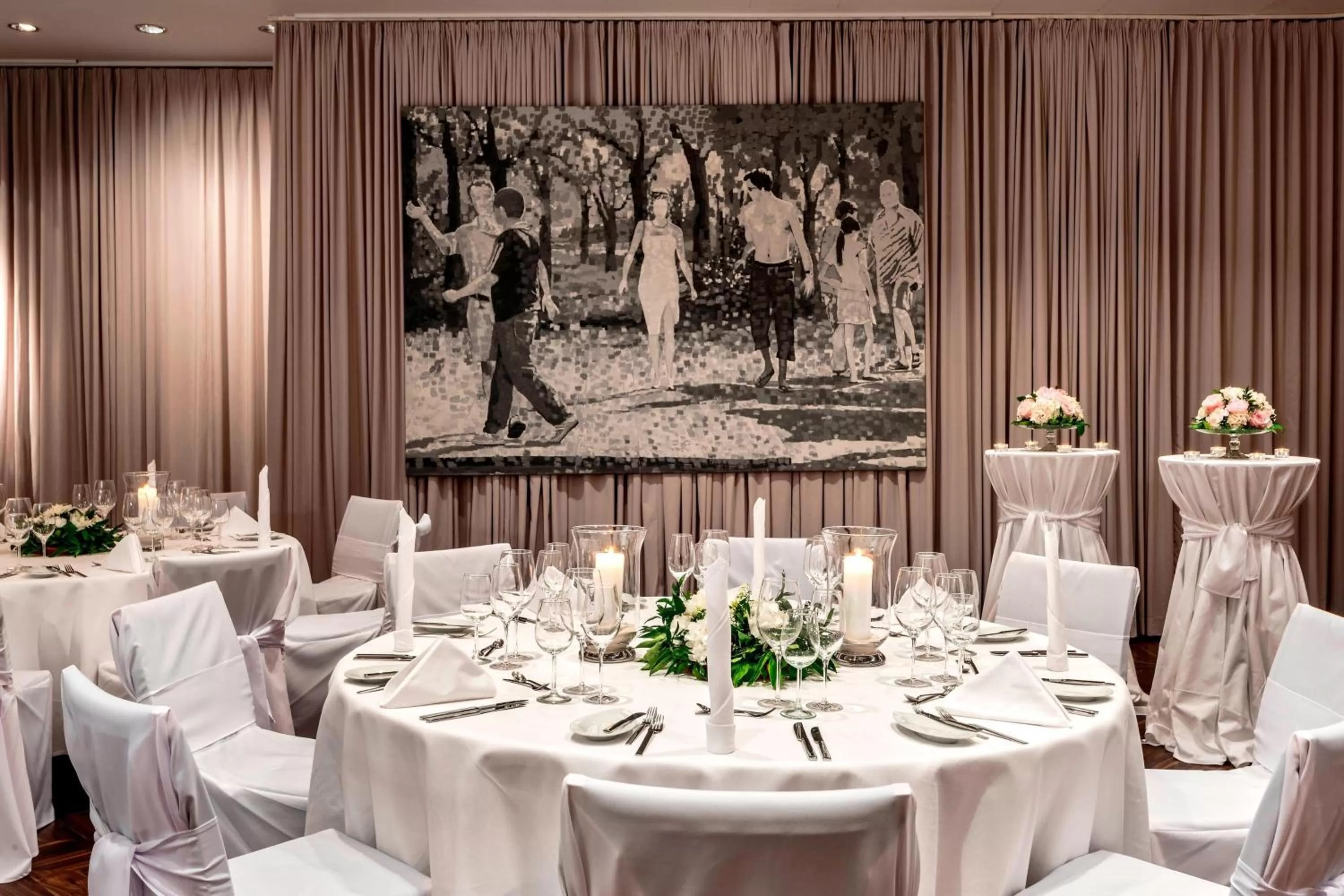 Lobby or reception in Le Méridien Vienna