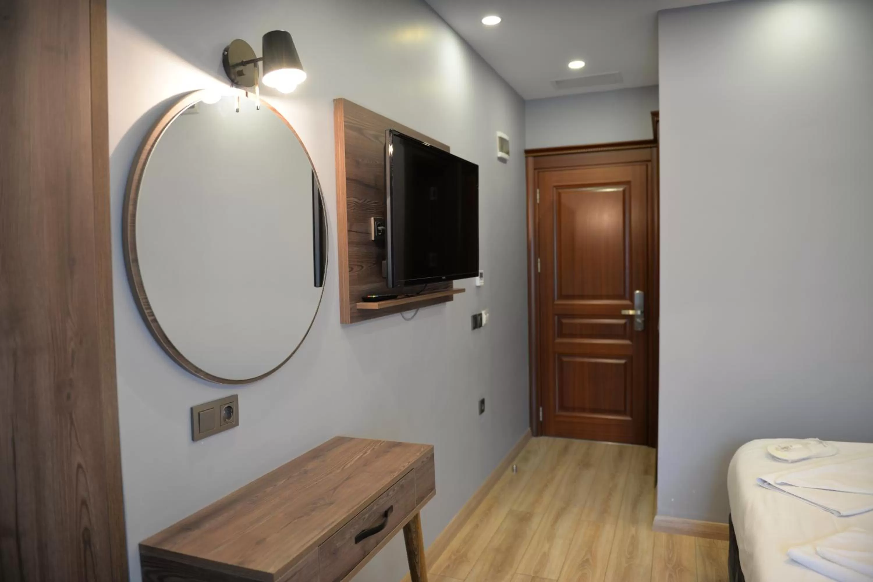 TV and multimedia in Basilissis Hotel