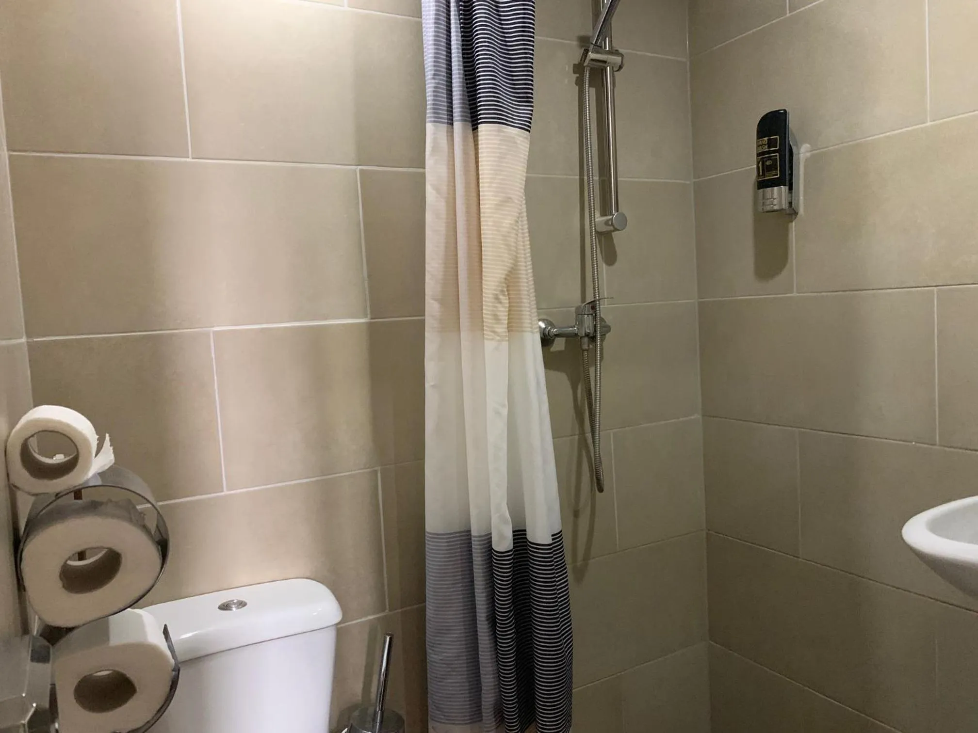 Bathroom in Hotel La Belle Vue