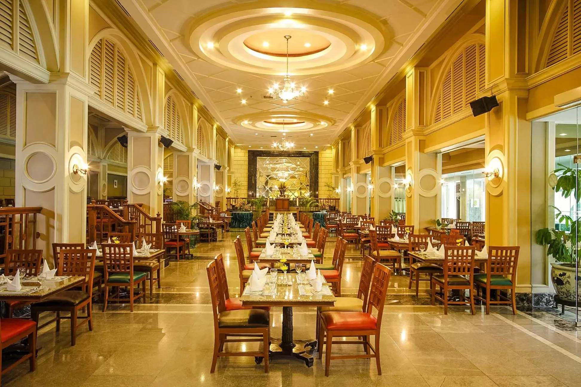 Restaurant/places to eat in Patong Resort Hotel - SHA Extra Plus