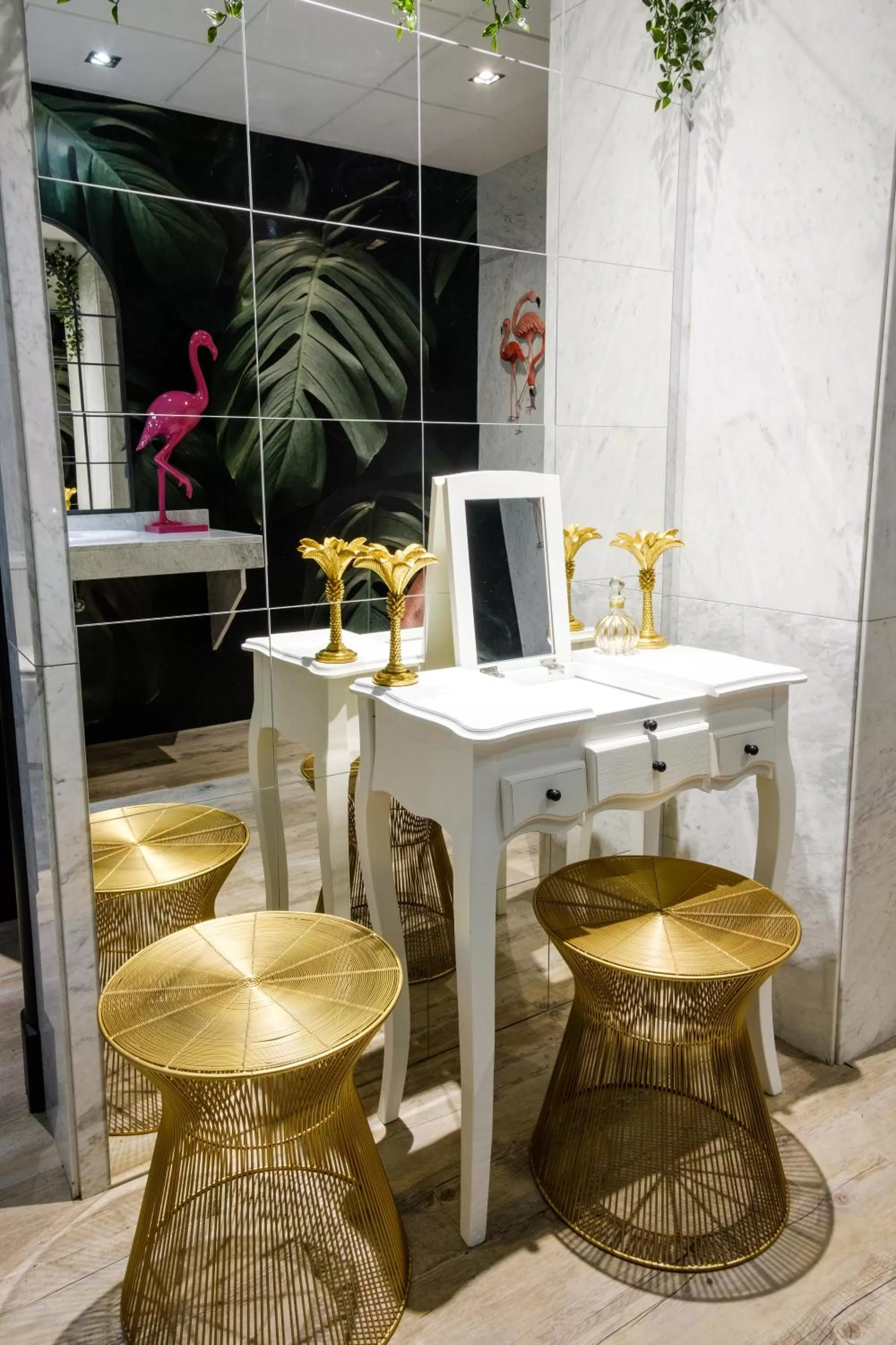 Decorative detail in Clement Barajas