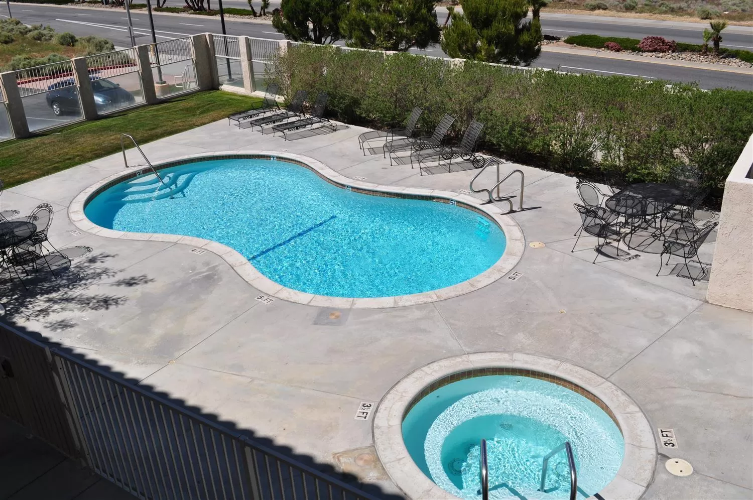 Pool view in Best Western Plus John Jay Inn & Suites