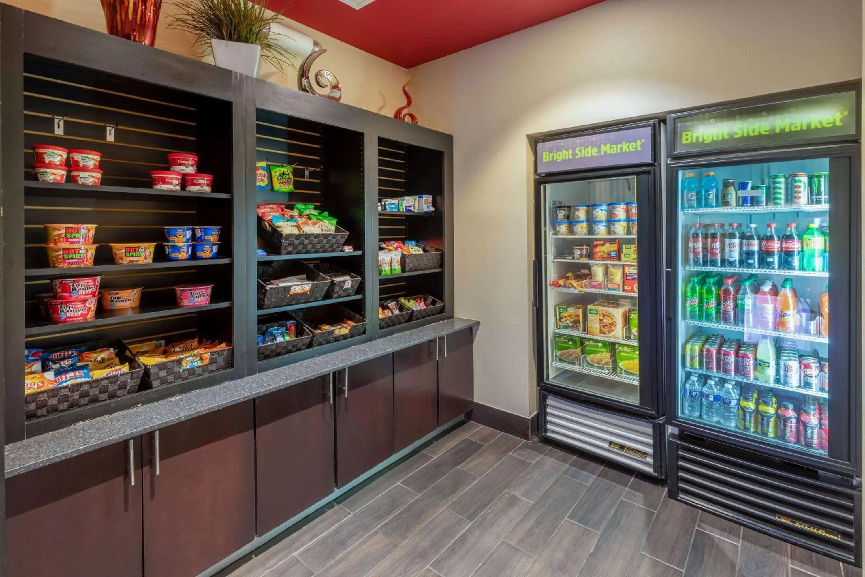 Food and drinks in La Quinta by Wyndham Wichita Falls - MSU Area