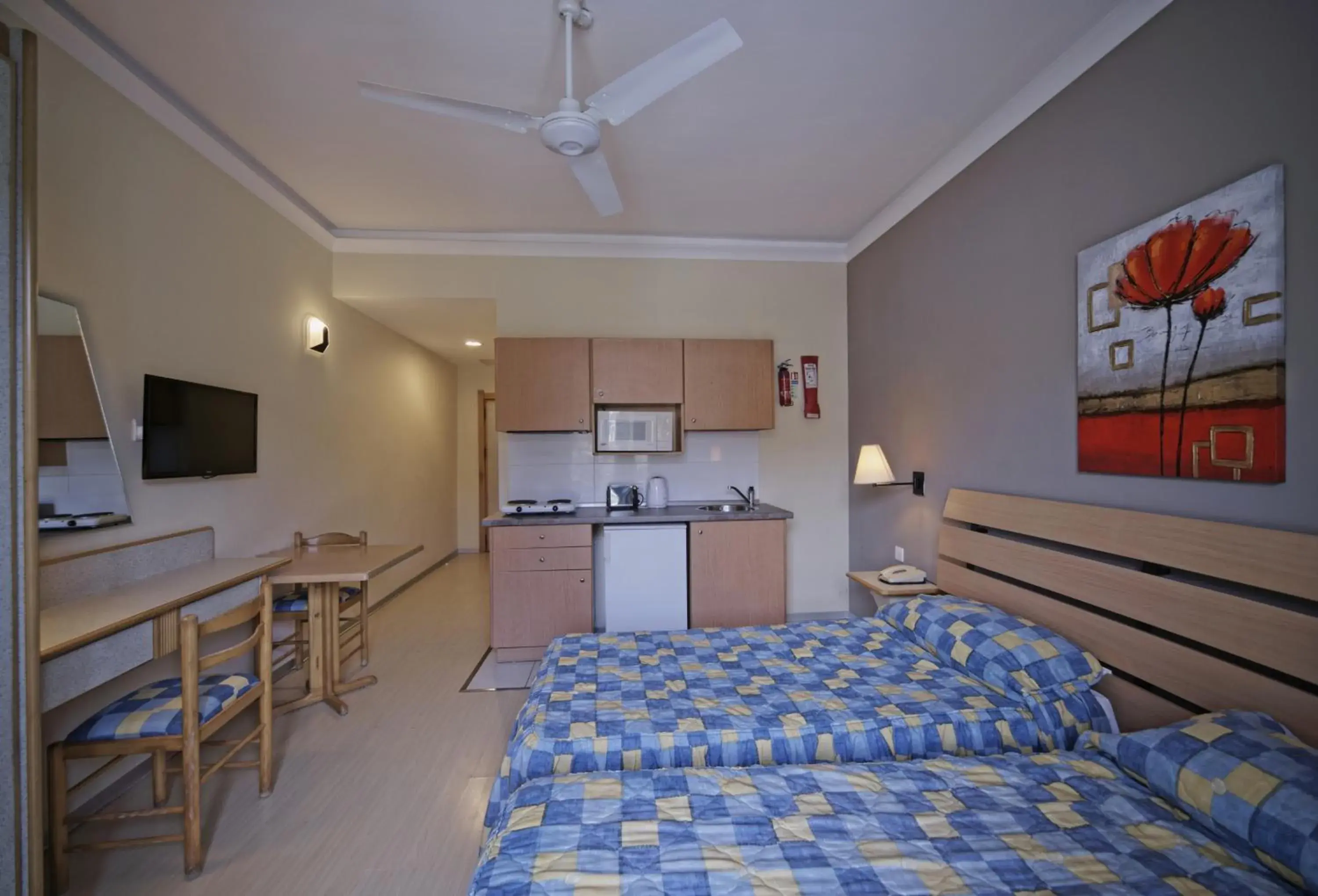 Studio (2 Adults) in Porto Azzurro Aparthotel Studio (2 Adults) in Porto Azzurro Aparthotel