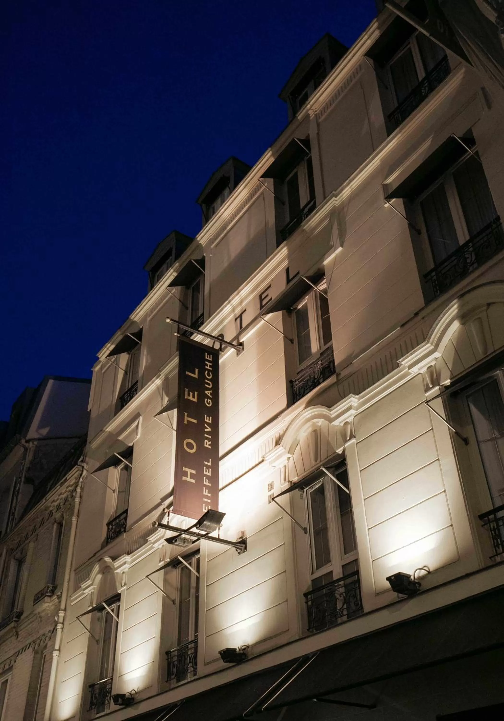 Property building in Hôtel Eiffel Rive Gauche