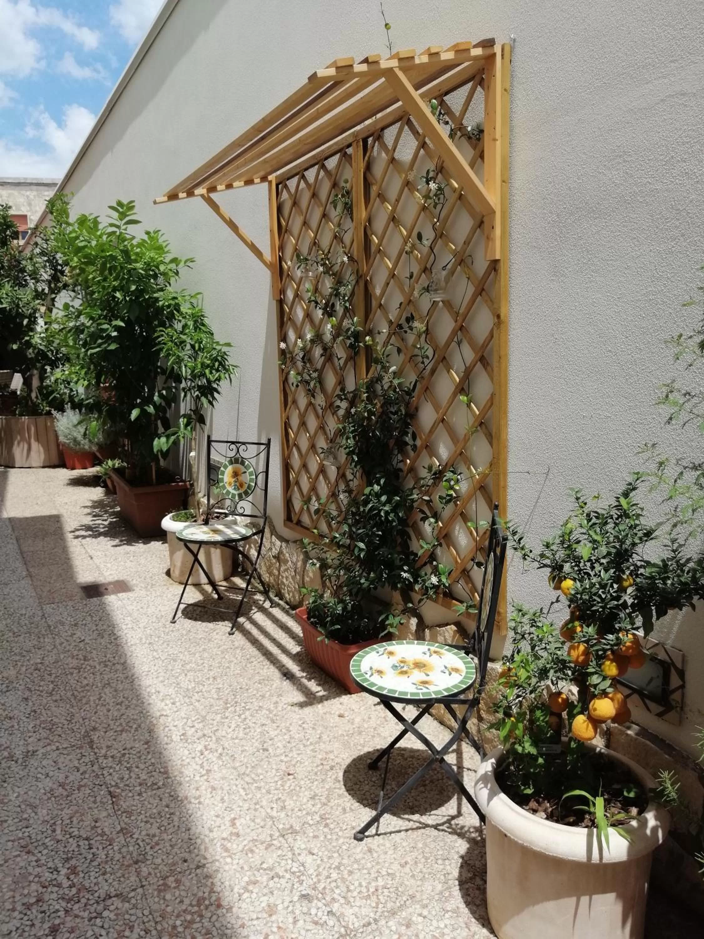 Garden view in V&V Suite & Breakfast