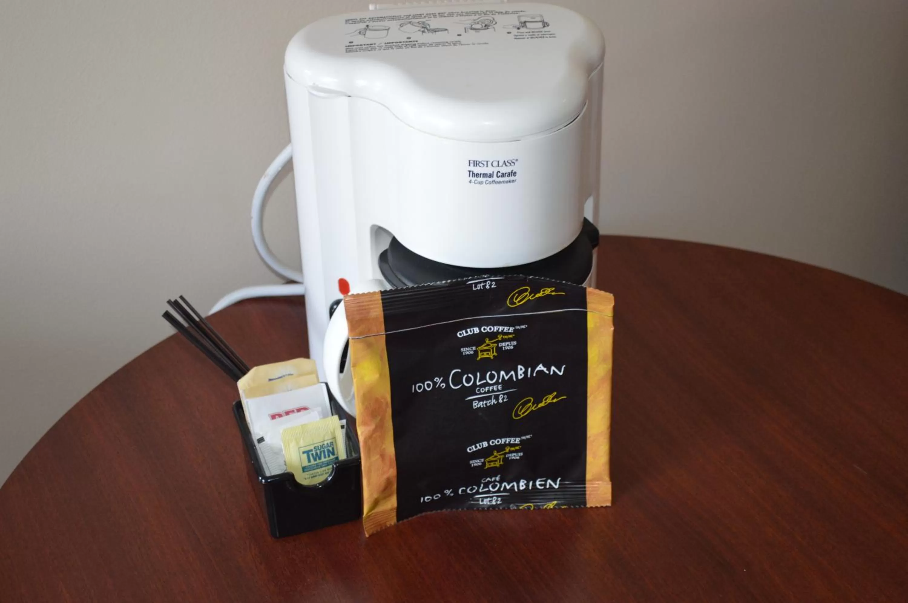 Coffee/tea facilities in Mary's Motel