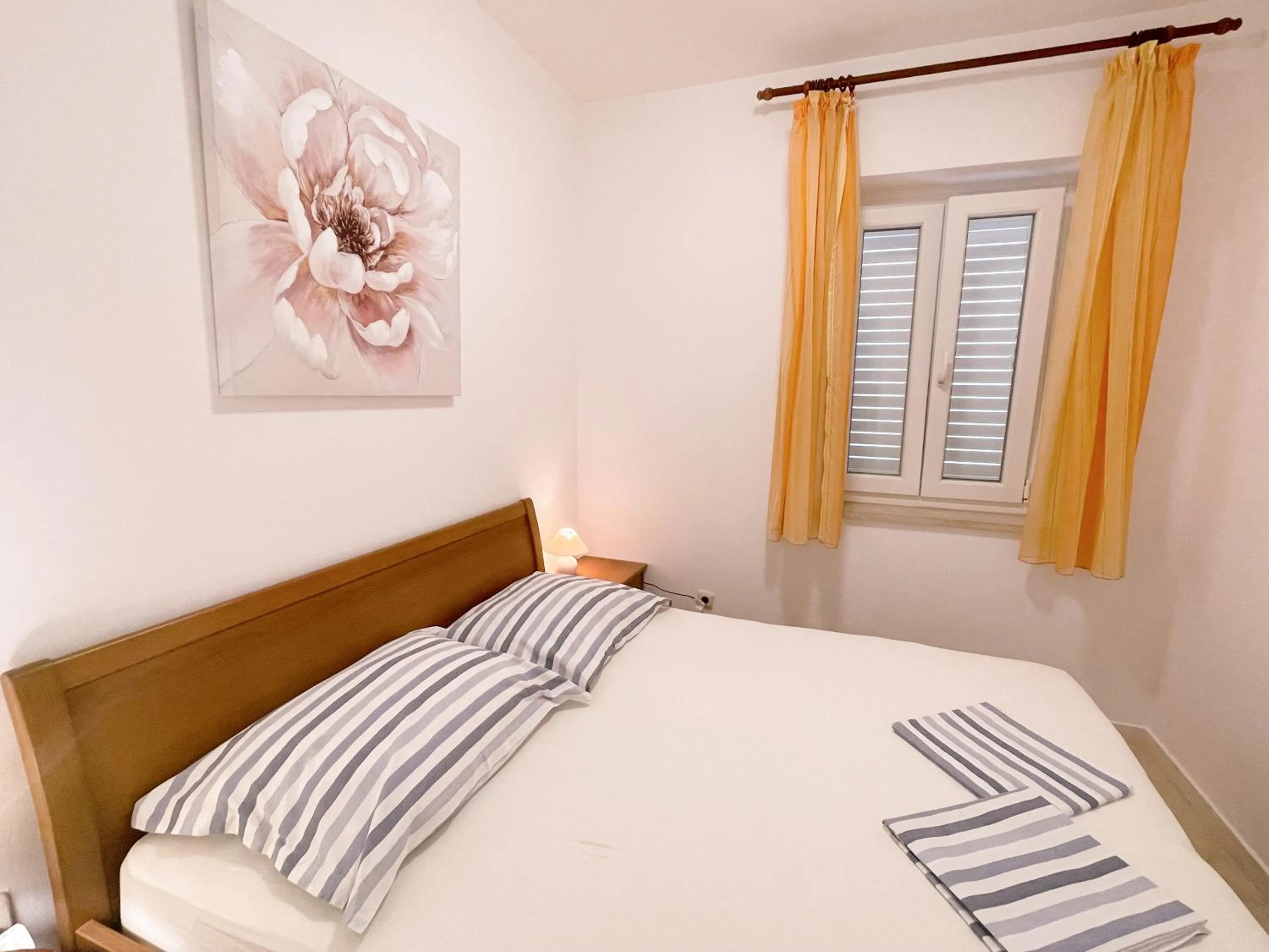 Bed in Apartments Villa Marijeta with Free Parking
