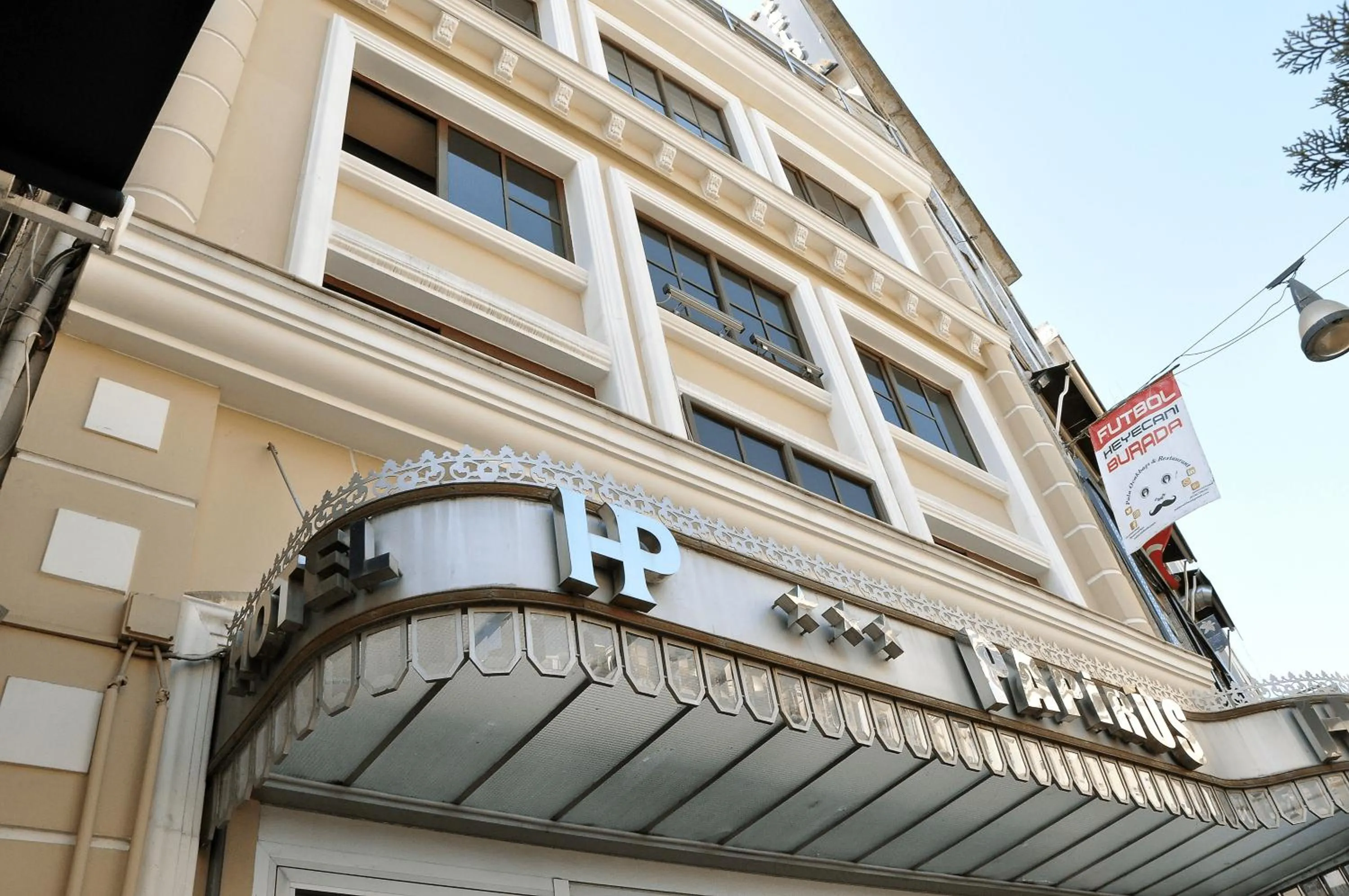 Facade/entrance in Grand Papirus Hotel
