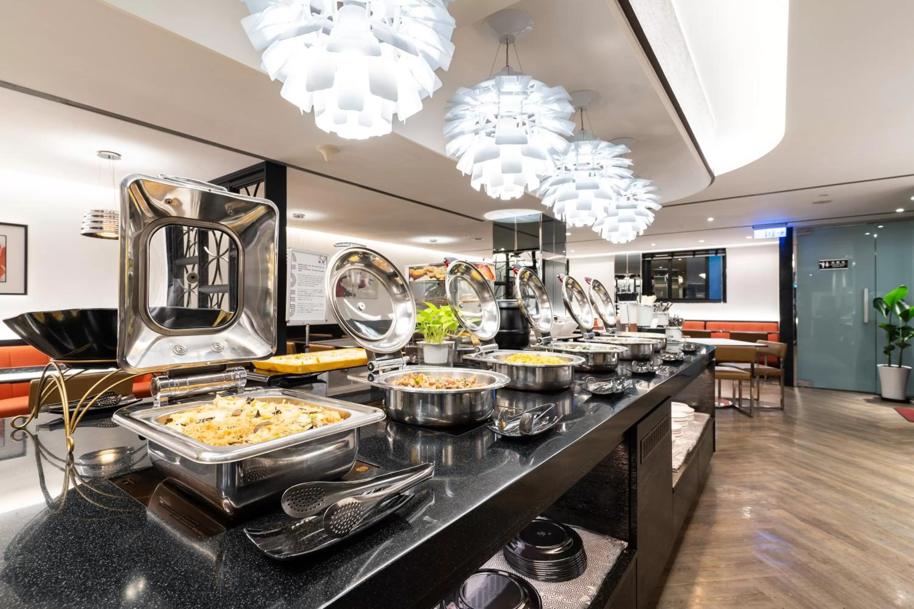 Breakfast in The Cloud Hotel