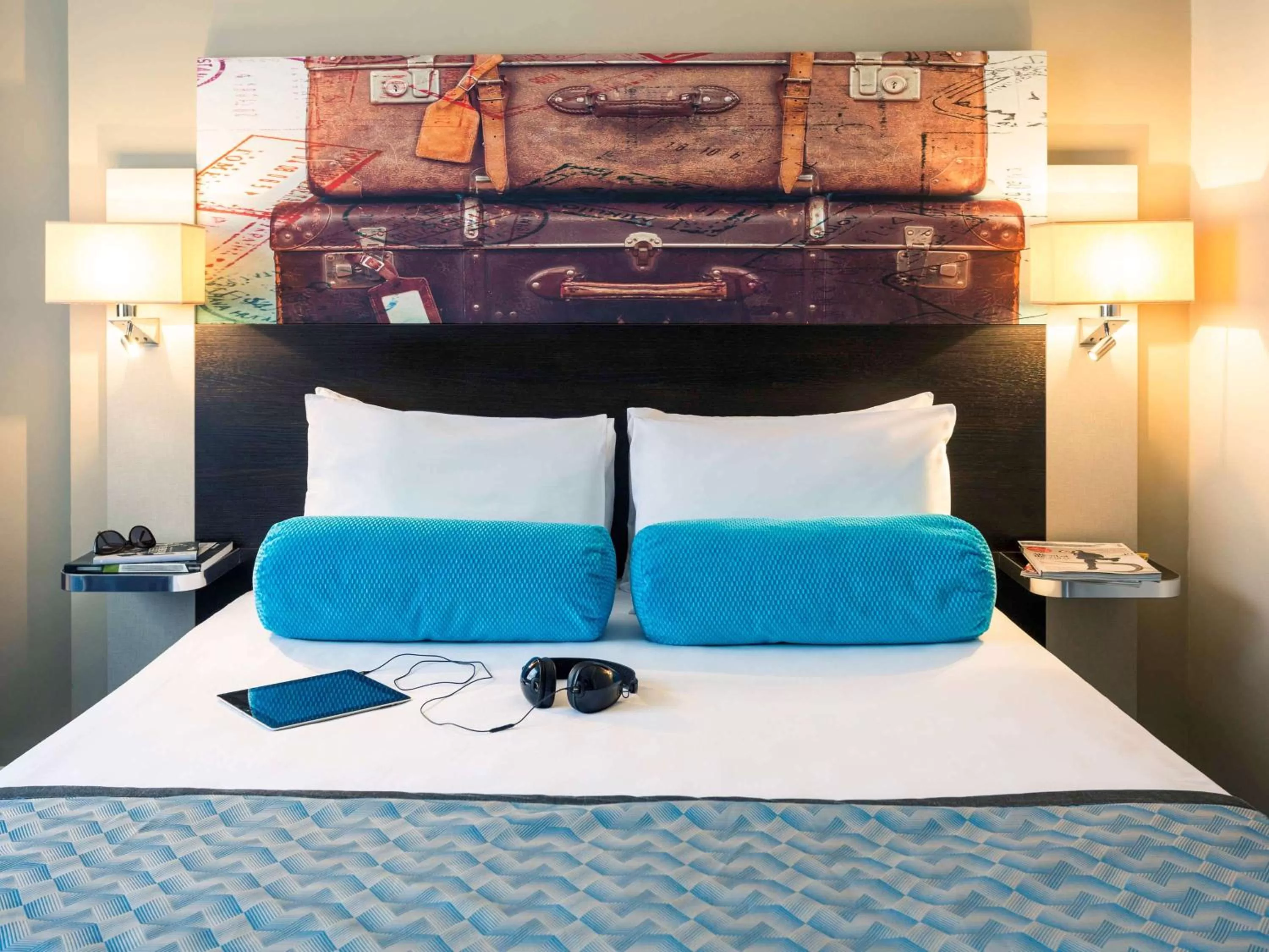 Photo of the whole room in Mercure London Heathrow Airport