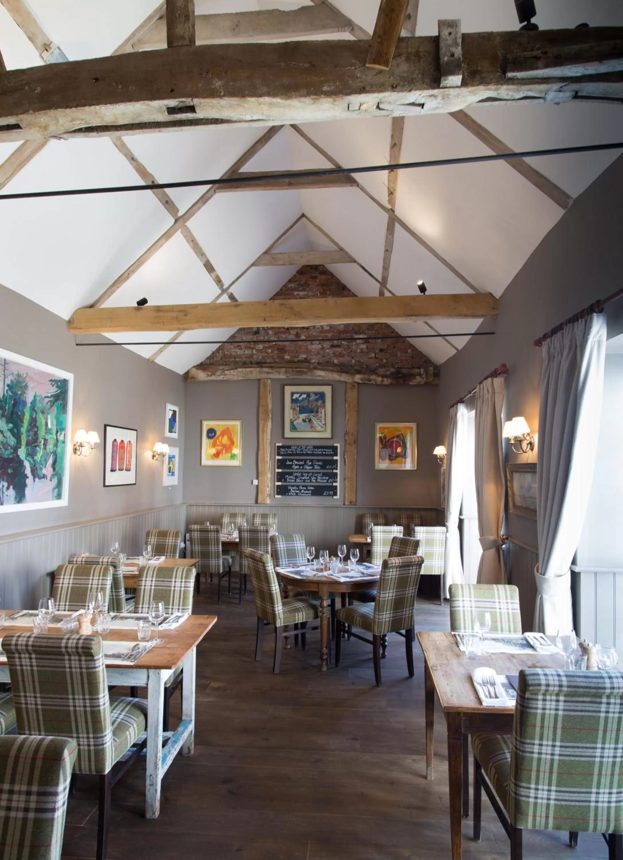 Restaurant/places to eat in The Loddon Swan