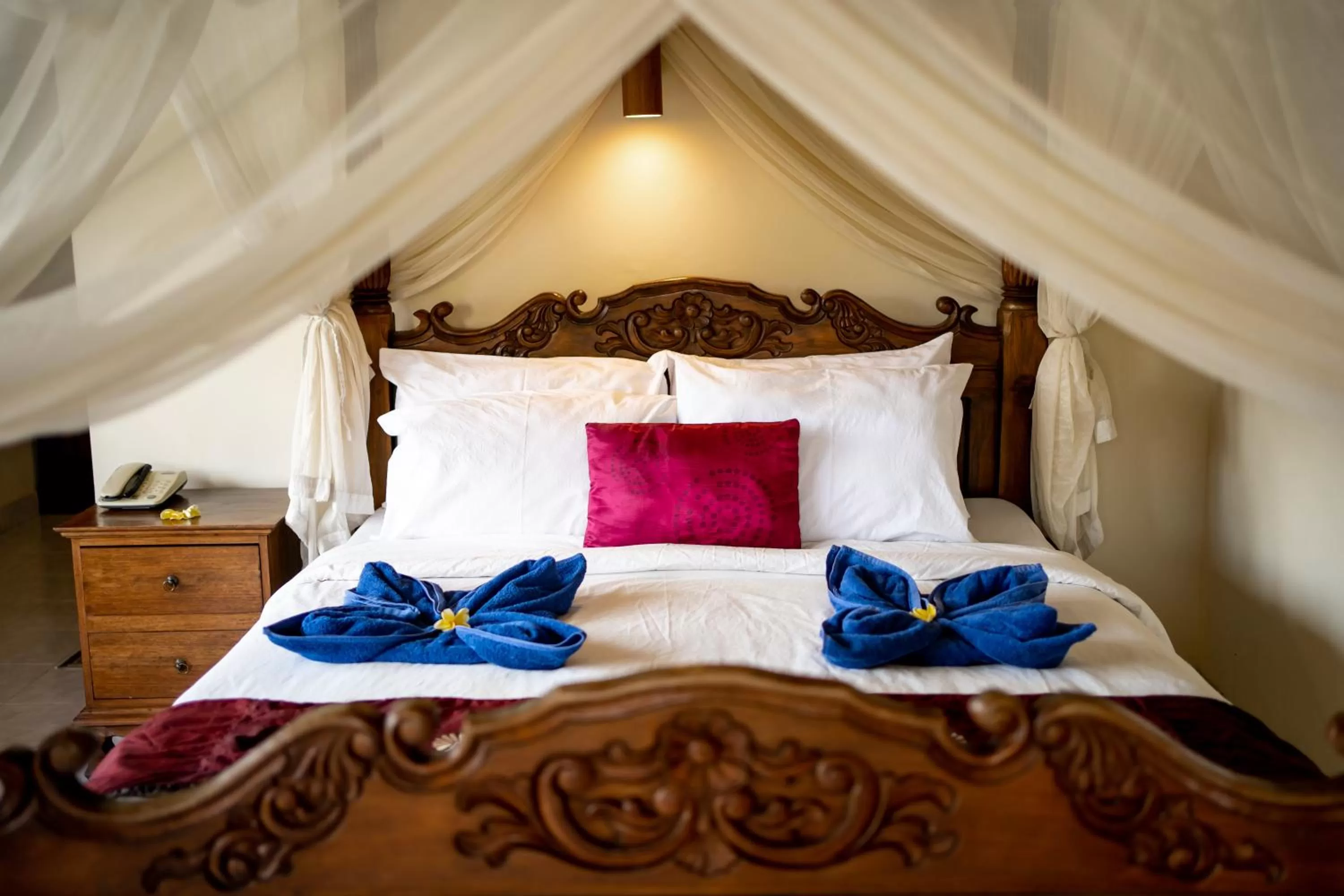 Photo of the whole room, Bed in Nick's Pension