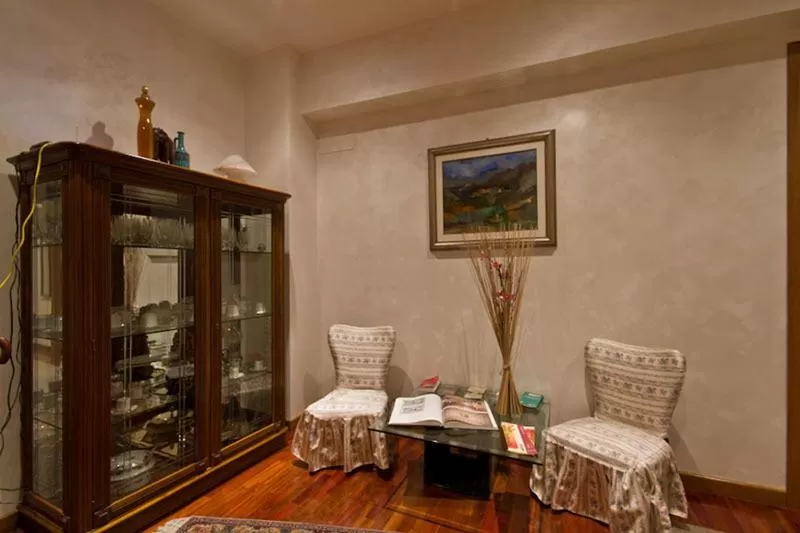 Lobby or reception in B&B Roma Appia Davila25