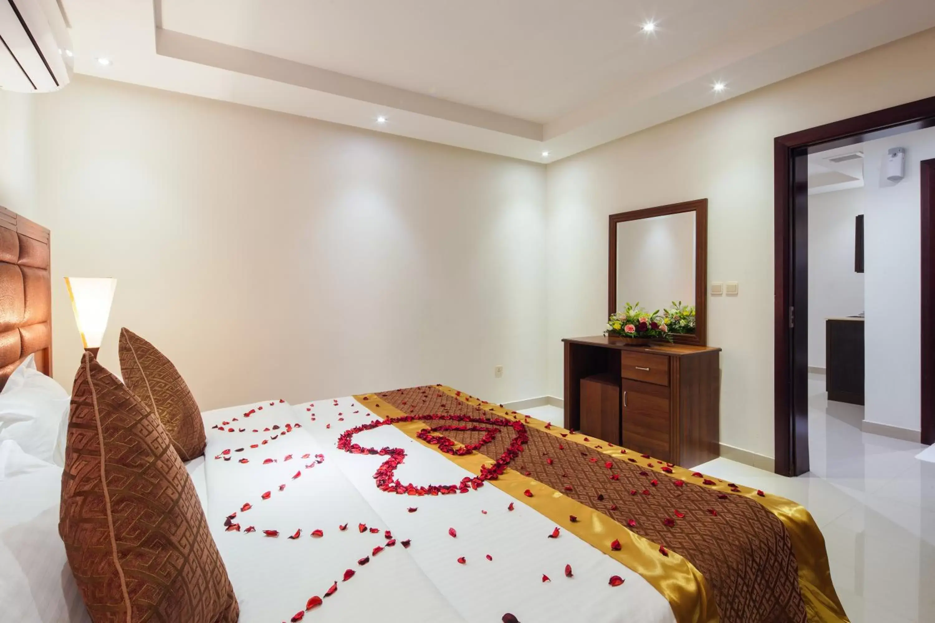 Suite with City View in Burj Alhayah Alfalah Suite with City View in Burj Alhayah Alfalah